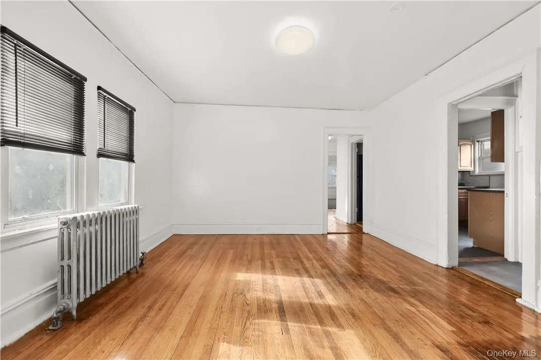 10 13th Avenue, Mount Vernon, NY, 3 Bedrooms Bedrooms, 7 Rooms Rooms,1 BathroomBathrooms,Residential Lease,For Rent,13th,0,1040437 10 13th Avenue, Mount Vernon, NY, 3 Bedrooms Bedrooms, 7 Rooms Rooms,1 BathroomBathrooms,Residential Lease,For Rent,13th,0,1040437