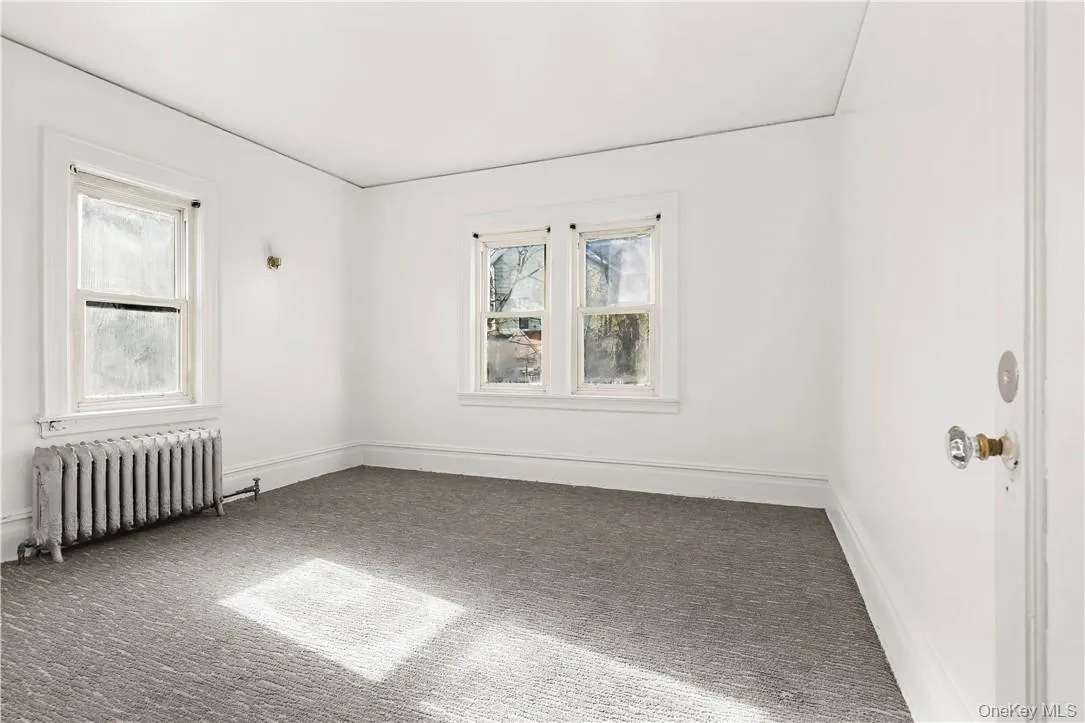 10 13th Avenue, Mount Vernon, NY, 3 Bedrooms Bedrooms, 7 Rooms Rooms,1 BathroomBathrooms,Residential Lease,For Rent,13th,0,1040437 10 13th Avenue, Mount Vernon, NY, 3 Bedrooms Bedrooms, 7 Rooms Rooms,1 BathroomBathrooms,Residential Lease,For Rent,13th,0,1040437