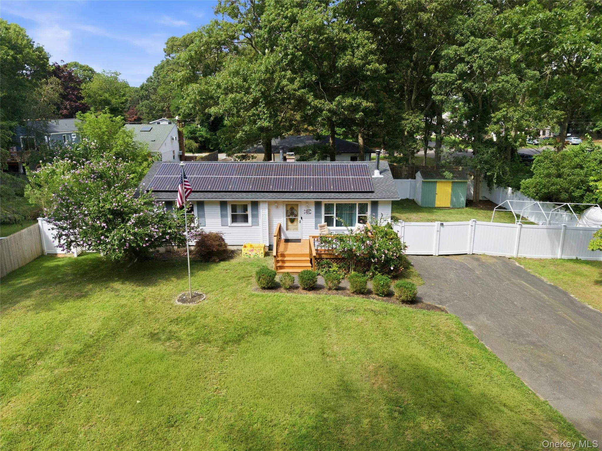 211 Hampton Avenue, Brookhaven, NY, 3 Bedrooms Bedrooms, 6 Rooms Rooms,2 BathroomsBathrooms,Residential,For Rent,Hampton,0,1040438 211 Hampton Avenue, Brookhaven, NY, 3 Bedrooms Bedrooms, 6 Rooms Rooms,2 BathroomsBathrooms,Residential,For Rent,Hampton,0,1040438