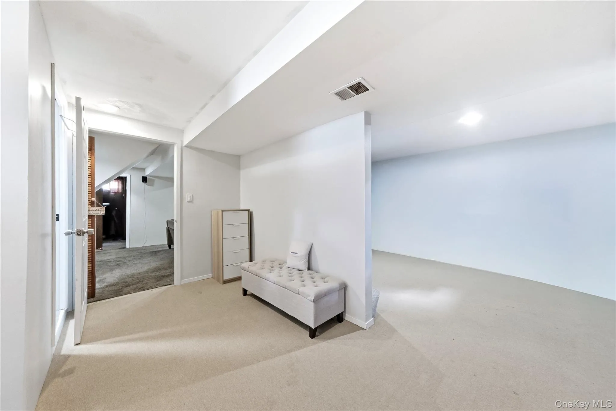 211 Hampton Avenue, Brookhaven, NY, 3 Bedrooms Bedrooms, 6 Rooms Rooms,2 BathroomsBathrooms,Residential,For Rent,Hampton,0,1040438 211 Hampton Avenue, Brookhaven, NY, 3 Bedrooms Bedrooms, 6 Rooms Rooms,2 BathroomsBathrooms,Residential,For Rent,Hampton,0,1040438