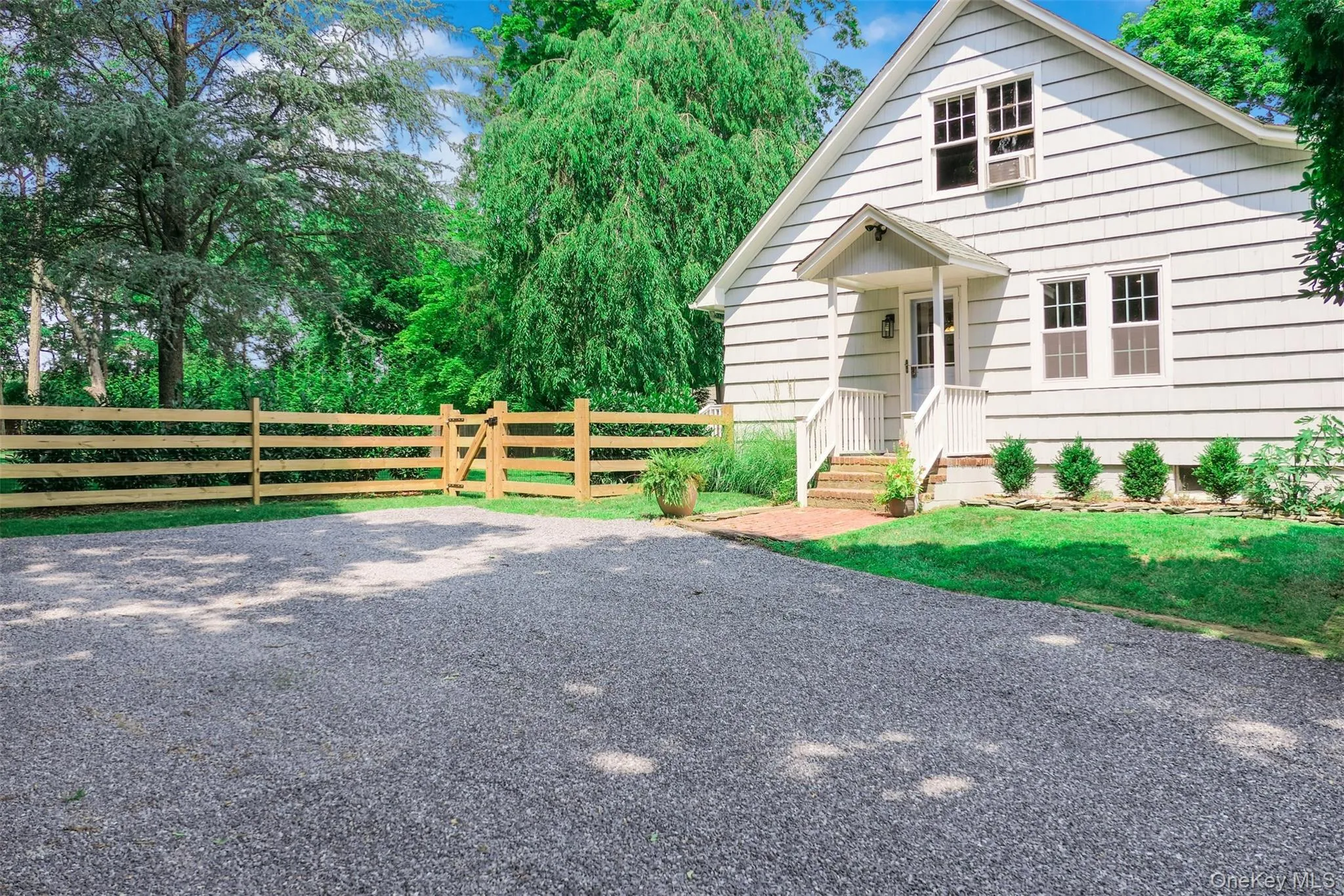353 Country Road, Brookhaven, NY, 2 Bedrooms Bedrooms, 7 Rooms Rooms,1 BathroomBathrooms,Residential,For Rent,Country,0,1040440 353 Country Road, Brookhaven, NY, 2 Bedrooms Bedrooms, 7 Rooms Rooms,1 BathroomBathrooms,Residential,For Rent,Country,0,1040440