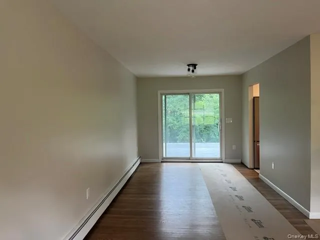 32 Hickman Drive, East Fishkill, NY, 3 Bedrooms Bedrooms, 6 Rooms Rooms,1 BathroomBathrooms,Residential Lease,For Rent,Hickman,0,1040441 32 Hickman Drive, East Fishkill, NY, 3 Bedrooms Bedrooms, 6 Rooms Rooms,1 BathroomBathrooms,Residential Lease,For Rent,Hickman,0,1040441