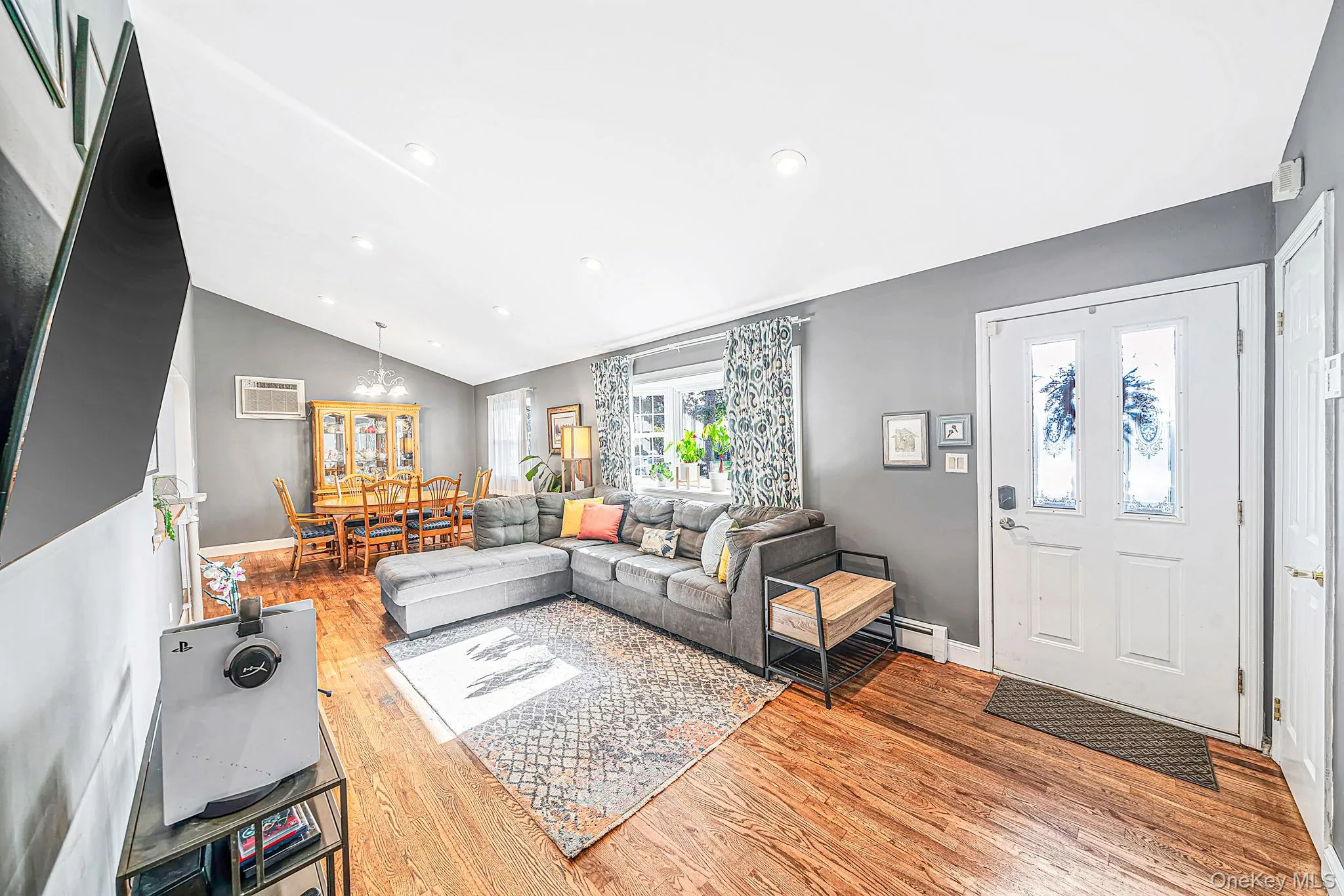 3 Newcomb Trail, Brookhaven, NY, 3 Bedrooms Bedrooms, 5 Rooms Rooms,1 BathroomBathrooms,Residential,For Rent,Newcomb,0,1040443 3 Newcomb Trail, Brookhaven, NY, 3 Bedrooms Bedrooms, 5 Rooms Rooms,1 BathroomBathrooms,Residential,For Rent,Newcomb,0,1040443