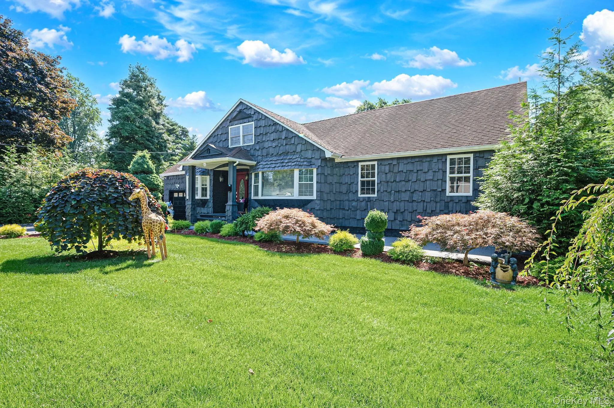 8 Ralph Avenue, Islip, NY, 6 Bedrooms Bedrooms, 10 Rooms Rooms,7 BathroomsBathrooms,Residential,For Rent,Ralph,0,1040448 8 Ralph Avenue, Islip, NY, 6 Bedrooms Bedrooms, 10 Rooms Rooms,7 BathroomsBathrooms,Residential,For Rent,Ralph,0,1040448