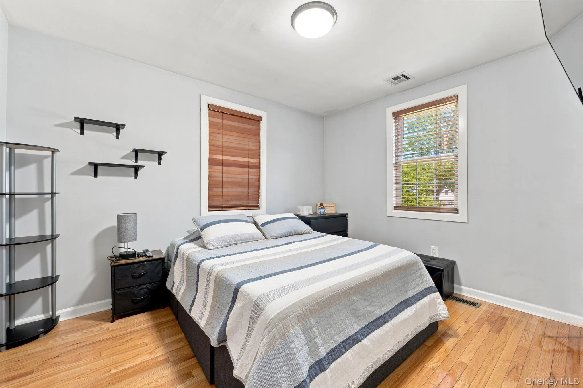 8 Ralph Avenue, Islip, NY, 6 Bedrooms Bedrooms, 10 Rooms Rooms,7 BathroomsBathrooms,Residential,For Rent,Ralph,0,1040448 8 Ralph Avenue, Islip, NY, 6 Bedrooms Bedrooms, 10 Rooms Rooms,7 BathroomsBathrooms,Residential,For Rent,Ralph,0,1040448