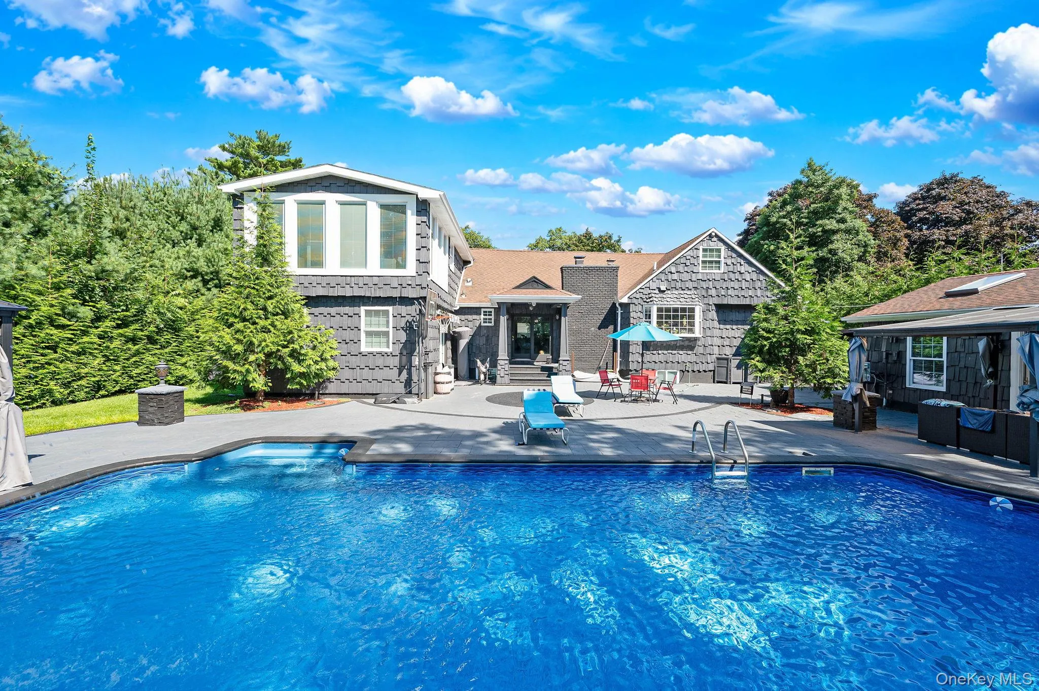8 Ralph Avenue, Islip, NY, 6 Bedrooms Bedrooms, 10 Rooms Rooms,7 BathroomsBathrooms,Residential,For Rent,Ralph,0,1040448 8 Ralph Avenue, Islip, NY, 6 Bedrooms Bedrooms, 10 Rooms Rooms,7 BathroomsBathrooms,Residential,For Rent,Ralph,0,1040448