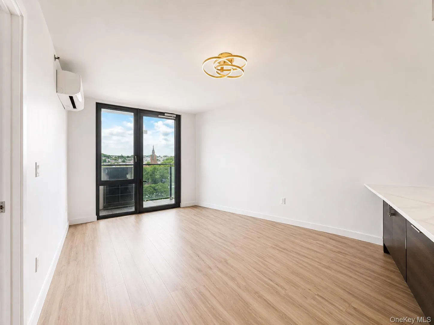 7065 Queens Boulevard, New York, NY, 1 Bedroom Bedrooms, 3 Rooms Rooms,1 BathroomBathrooms,Residential,For Rent,Queens,0,1040450 7065 Queens Boulevard, New York, NY, 1 Bedroom Bedrooms, 3 Rooms Rooms,1 BathroomBathrooms,Residential,For Rent,Queens,0,1040450