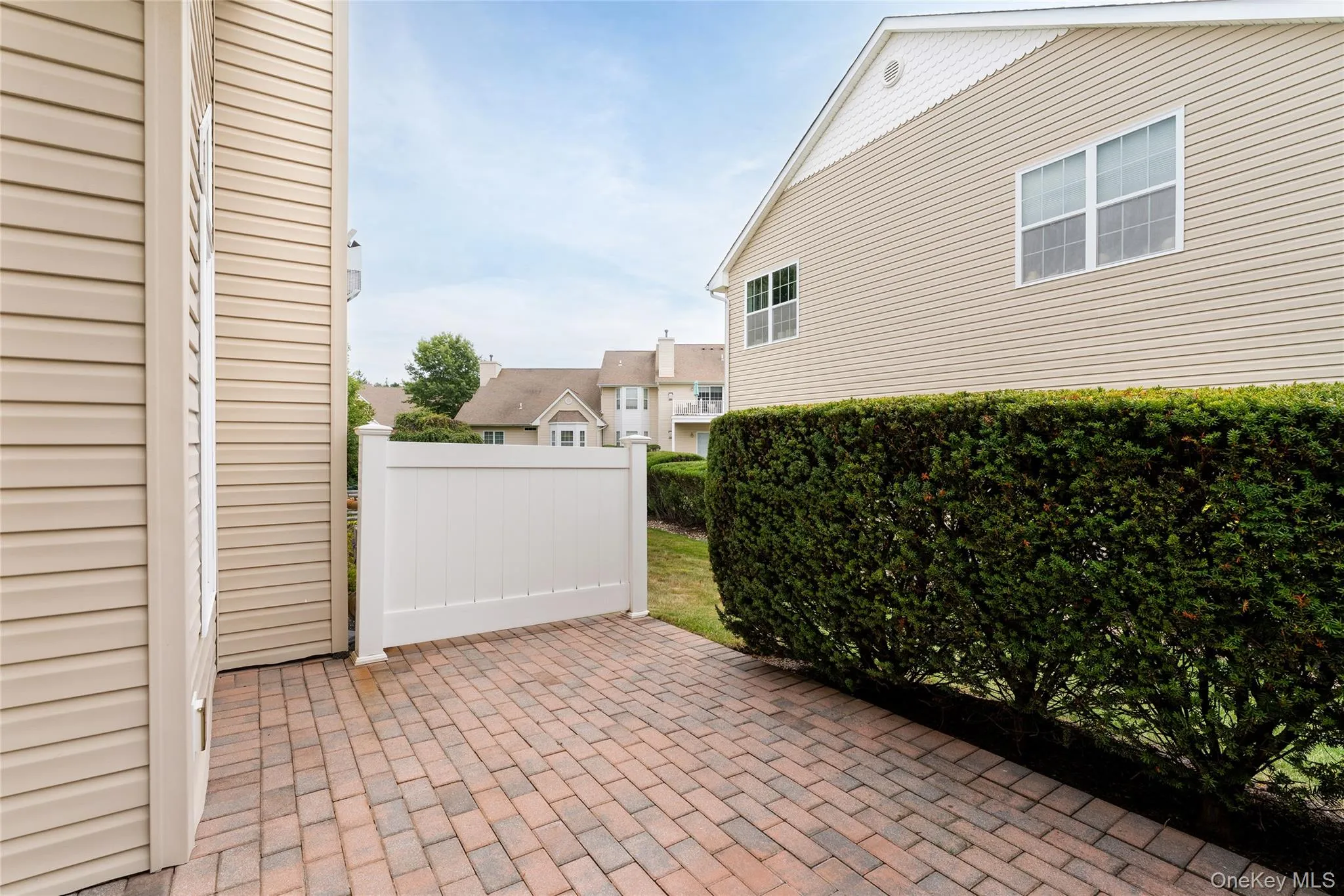7 Pond Circle, Brookhaven, NY, 2 Bedrooms Bedrooms, 5 Rooms Rooms,2 BathroomsBathrooms,Residential,For Rent,Pond,0,1040452 7 Pond Circle, Brookhaven, NY, 2 Bedrooms Bedrooms, 5 Rooms Rooms,2 BathroomsBathrooms,Residential,For Rent,Pond,0,1040452