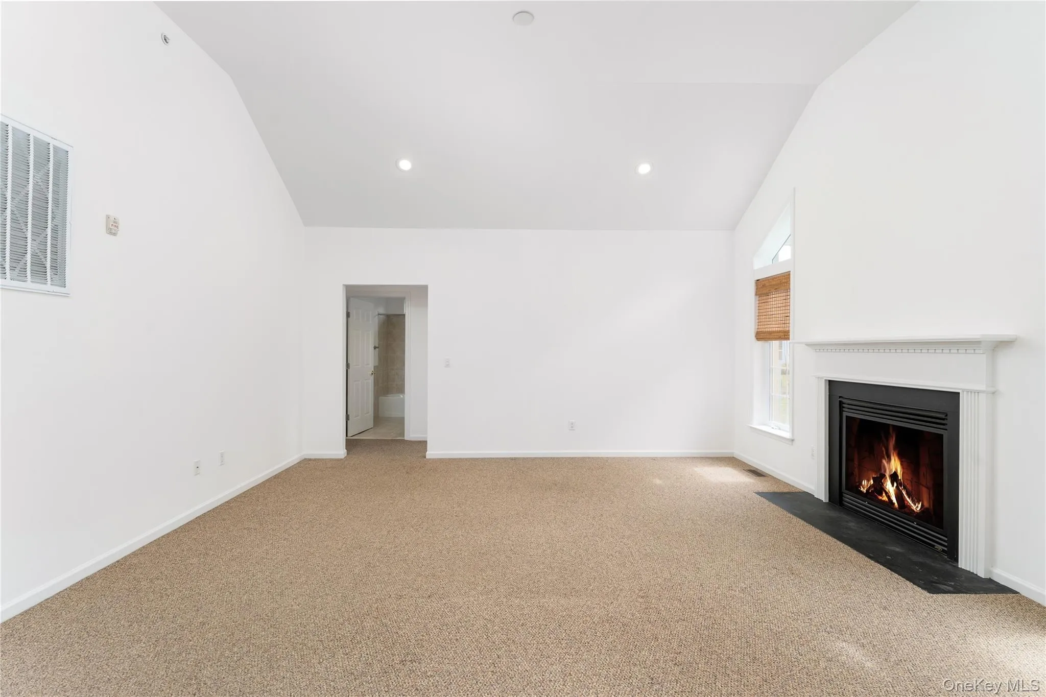 7 Pond Circle, Brookhaven, NY, 2 Bedrooms Bedrooms, 5 Rooms Rooms,2 BathroomsBathrooms,Residential,For Rent,Pond,0,1040452 7 Pond Circle, Brookhaven, NY, 2 Bedrooms Bedrooms, 5 Rooms Rooms,2 BathroomsBathrooms,Residential,For Rent,Pond,0,1040452