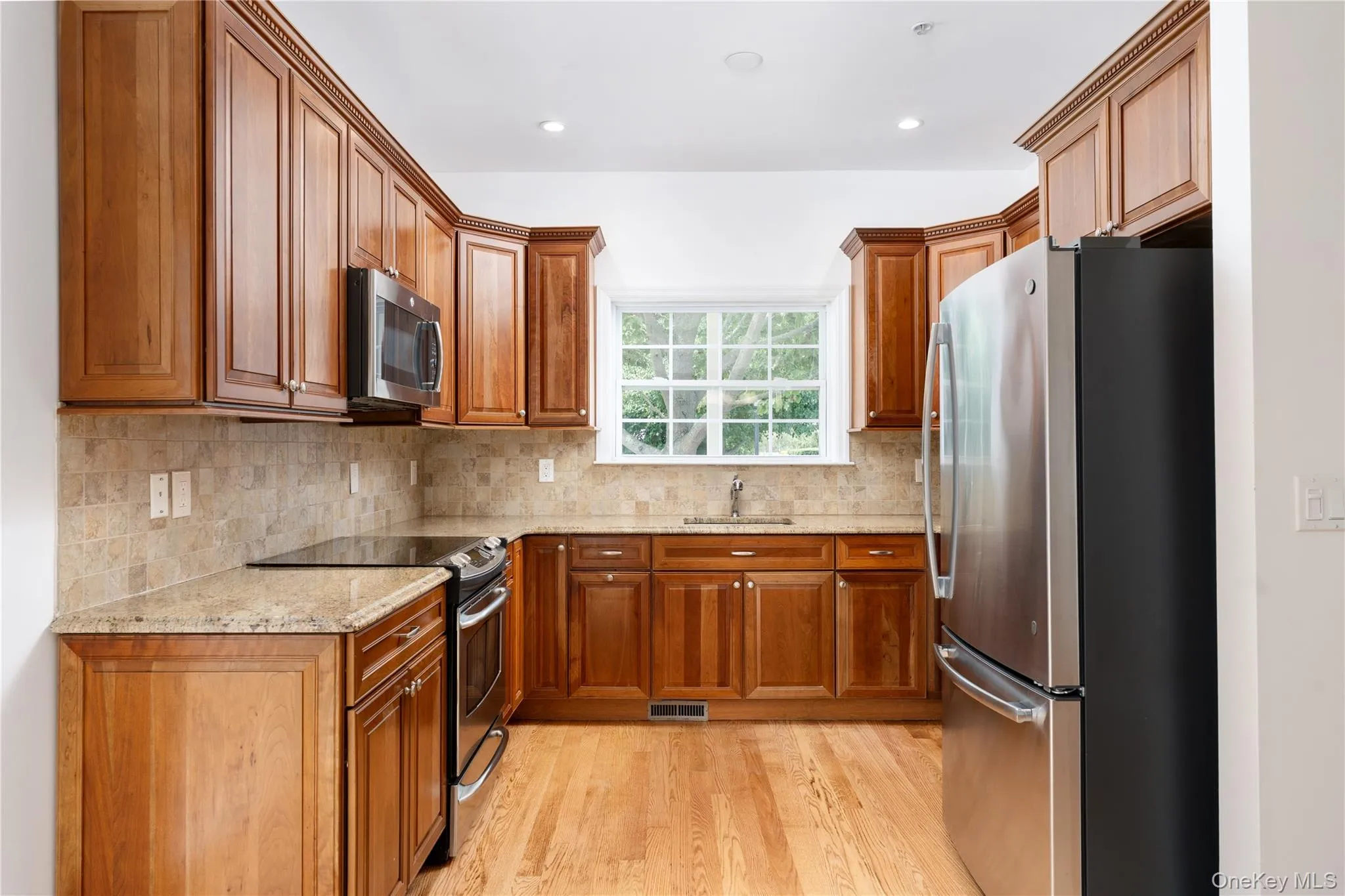 7 Pond Circle, Brookhaven, NY, 2 Bedrooms Bedrooms, 5 Rooms Rooms,2 BathroomsBathrooms,Residential,For Rent,Pond,0,1040452 7 Pond Circle, Brookhaven, NY, 2 Bedrooms Bedrooms, 5 Rooms Rooms,2 BathroomsBathrooms,Residential,For Rent,Pond,0,1040452
