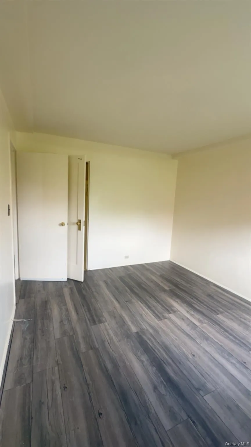 1530 Archer Road, New York, NY, 2 Bedrooms Bedrooms, 4 Rooms Rooms,1 BathroomBathrooms,Residential,For Rent,Archer,0,1040454 1530 Archer Road, New York, NY, 2 Bedrooms Bedrooms, 4 Rooms Rooms,1 BathroomBathrooms,Residential,For Rent,Archer,0,1040454