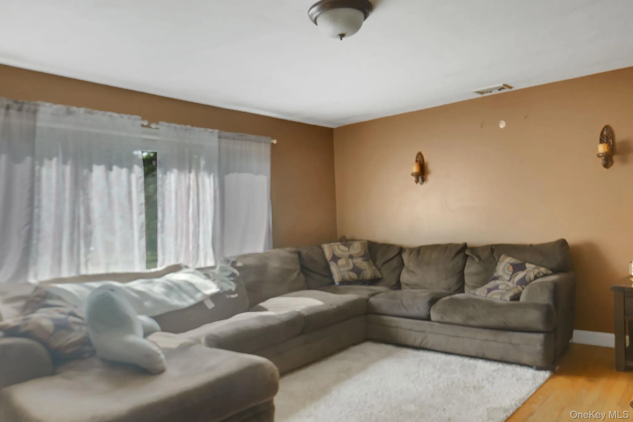 24 Doyle Drive, Wappinger, NY, 3 Bedrooms Bedrooms, 8 Rooms Rooms,2 BathroomsBathrooms,Residential,For Rent,Doyle,0,1040457 24 Doyle Drive, Wappinger, NY, 3 Bedrooms Bedrooms, 8 Rooms Rooms,2 BathroomsBathrooms,Residential,For Rent,Doyle,0,1040457