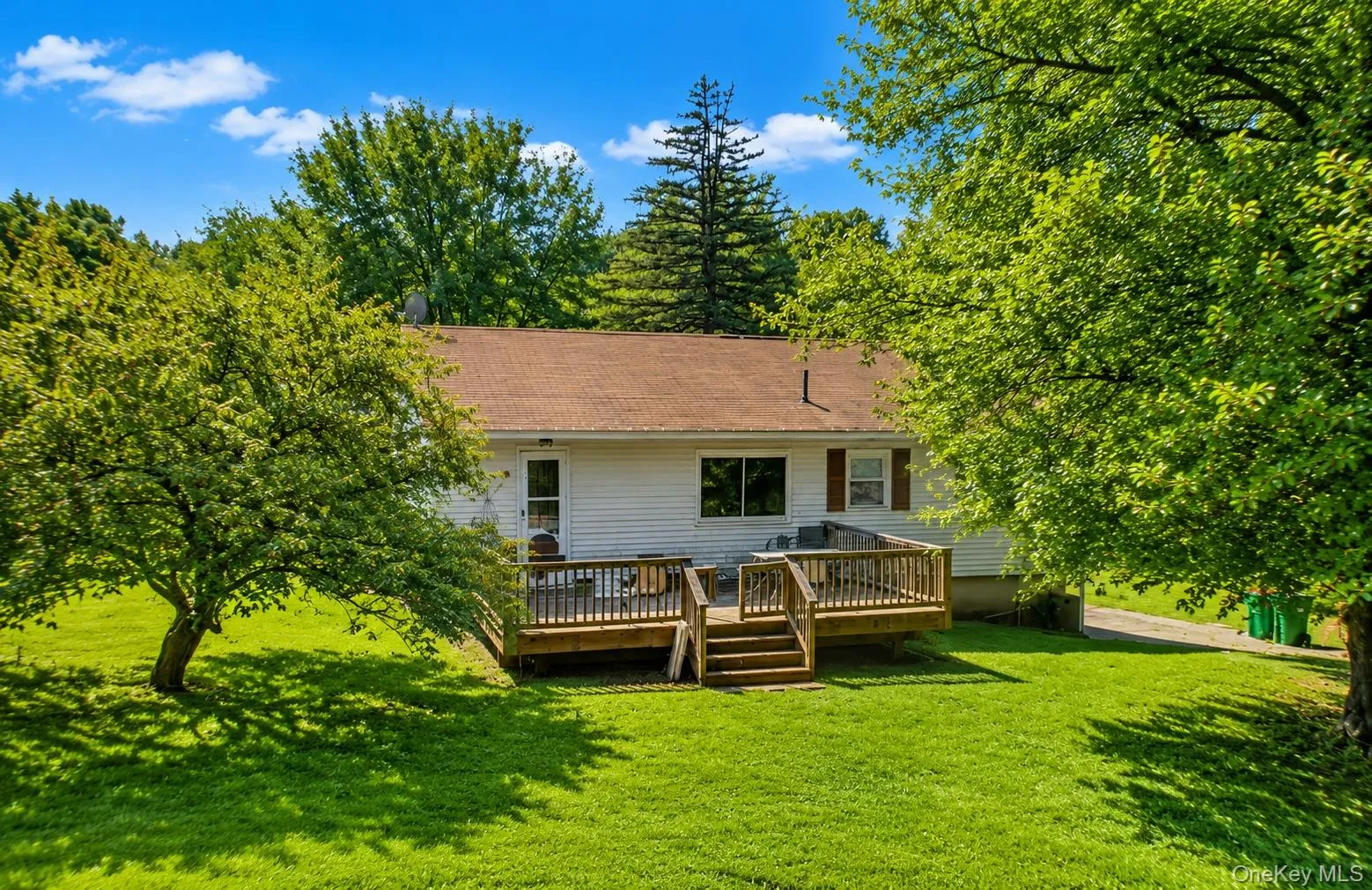 24 Doyle Drive, Wappinger, NY, 3 Bedrooms Bedrooms, 8 Rooms Rooms,2 BathroomsBathrooms,Residential,For Rent,Doyle,0,1040457 24 Doyle Drive, Wappinger, NY, 3 Bedrooms Bedrooms, 8 Rooms Rooms,2 BathroomsBathrooms,Residential,For Rent,Doyle,0,1040457