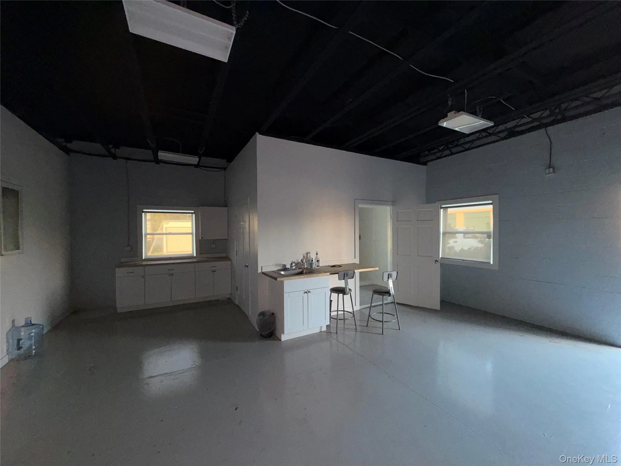 120 Perimeter Road, Southampton, NY, ,Commercial Lease,For Rent,Perimeter,0,1040458 120 Perimeter Road, Southampton, NY, ,Commercial Lease,For Rent,Perimeter,0,1040458