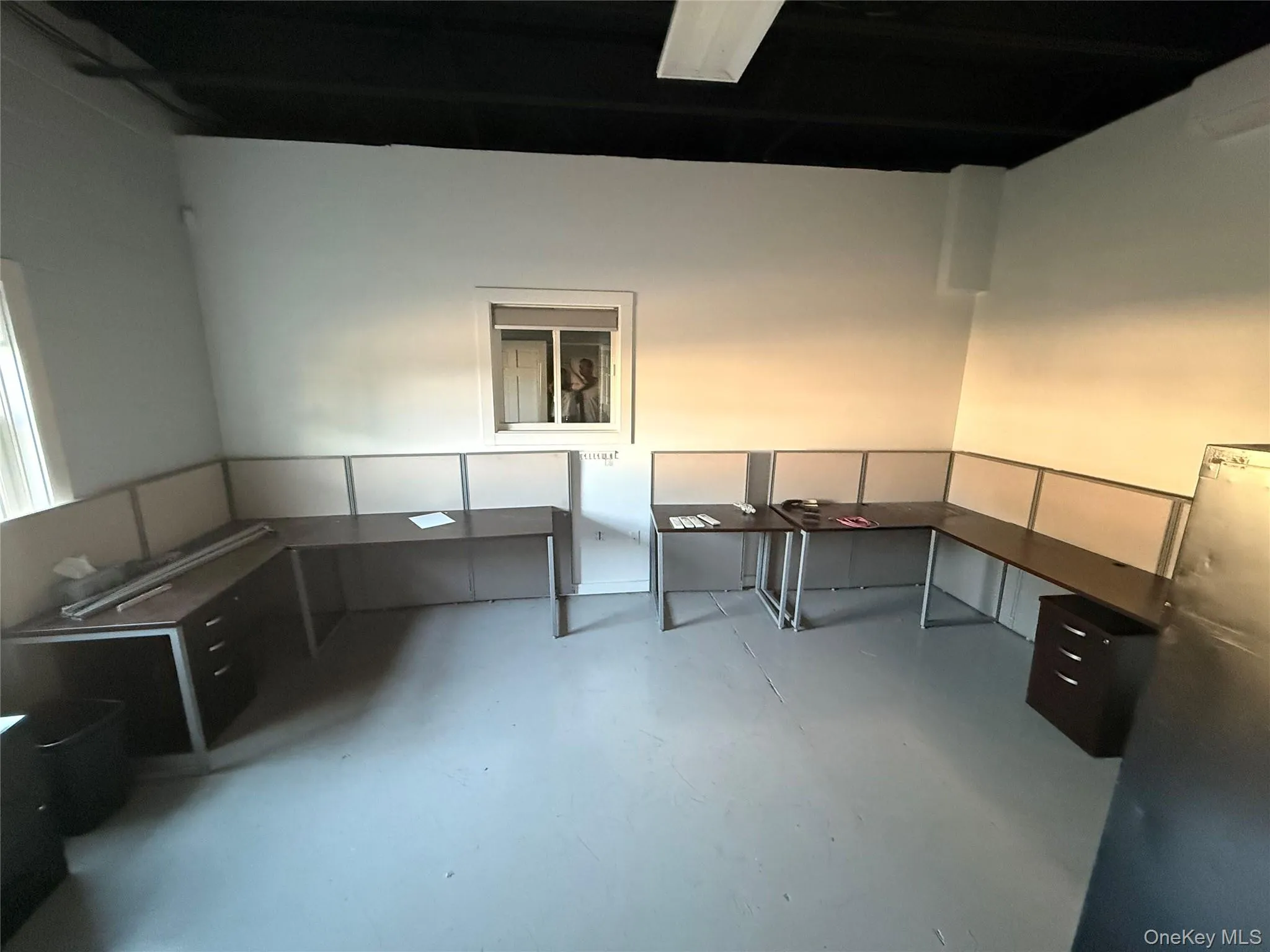 120 Perimeter Road, Southampton, NY, ,Commercial Lease,For Rent,Perimeter,0,1040458 120 Perimeter Road, Southampton, NY, ,Commercial Lease,For Rent,Perimeter,0,1040458