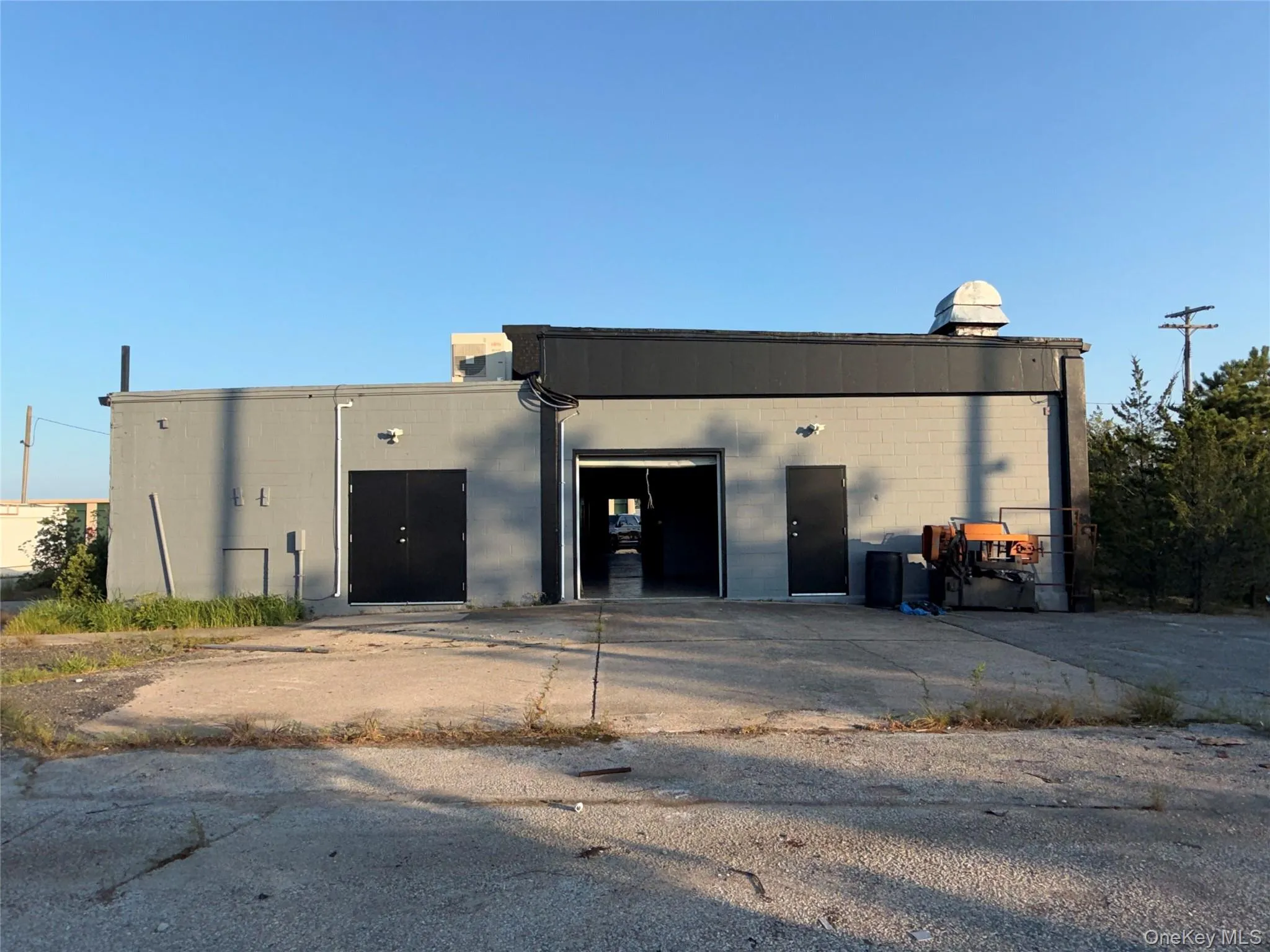 120 Perimeter Road, Southampton, NY, ,Commercial Lease,For Rent,Perimeter,0,1040458 120 Perimeter Road, Southampton, NY, ,Commercial Lease,For Rent,Perimeter,0,1040458