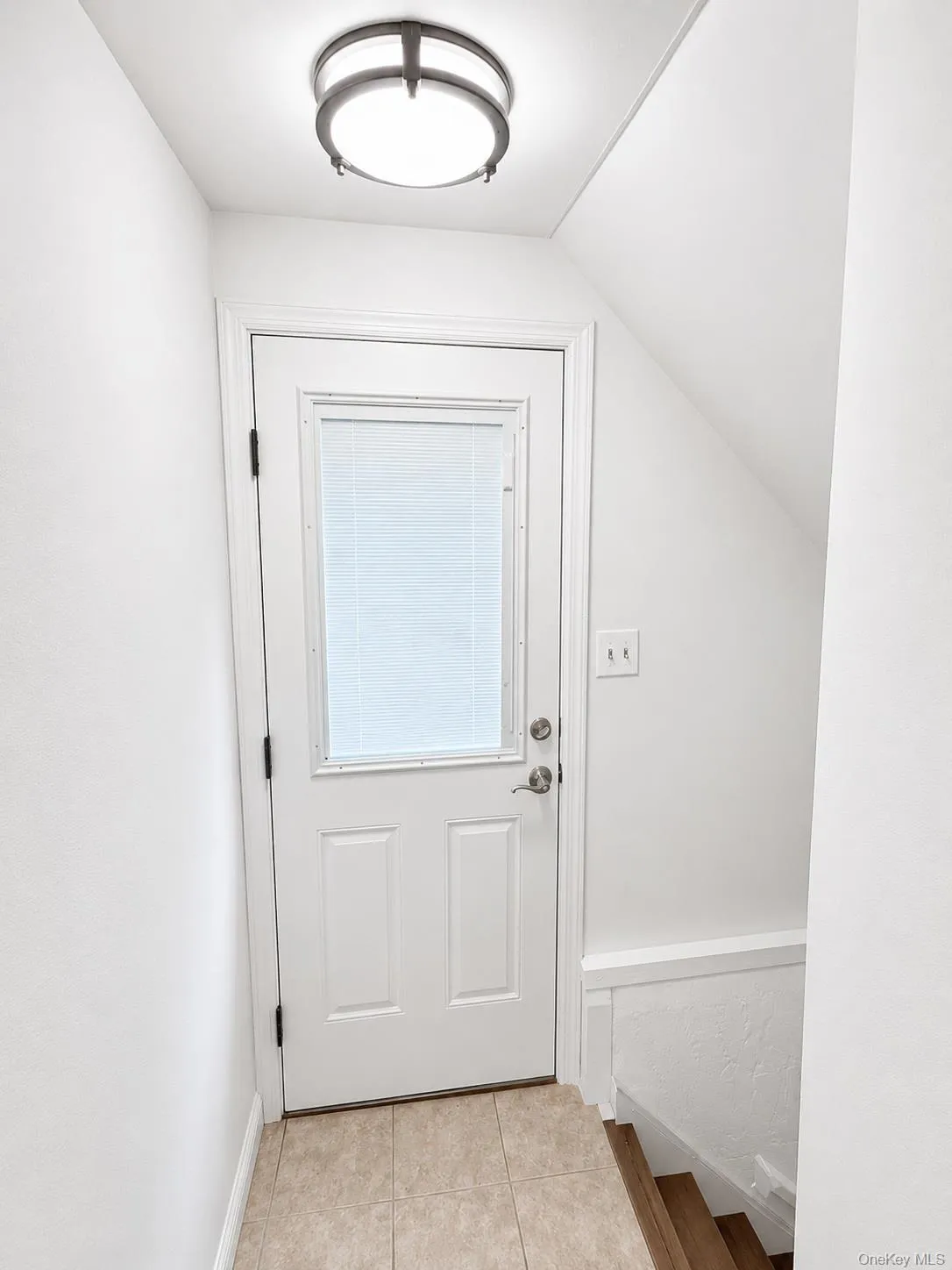 40 Edgewood Road, North Hempstead, NY, 3 Bedrooms Bedrooms, 6 Rooms Rooms,1 BathroomBathrooms,Residential Lease,For Rent,Edgewood,0,1040461 40 Edgewood Road, North Hempstead, NY, 3 Bedrooms Bedrooms, 6 Rooms Rooms,1 BathroomBathrooms,Residential Lease,For Rent,Edgewood,0,1040461