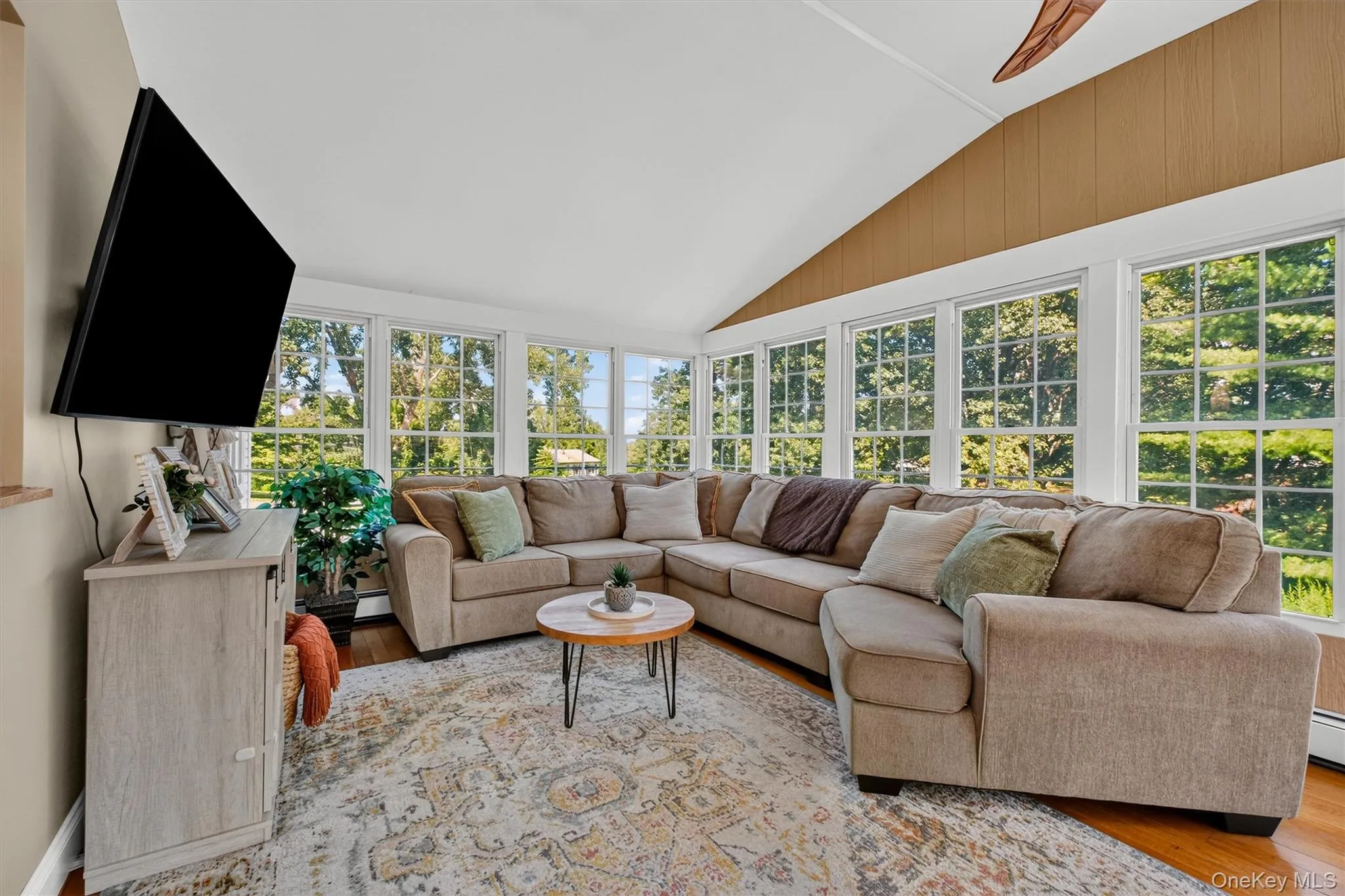 35 Hillside Drive, Marlboro, NY, 3 Bedrooms Bedrooms, 9 Rooms Rooms,2 BathroomsBathrooms,Residential,For Rent,Hillside,0,1040462 35 Hillside Drive, Marlboro, NY, 3 Bedrooms Bedrooms, 9 Rooms Rooms,2 BathroomsBathrooms,Residential,For Rent,Hillside,0,1040462