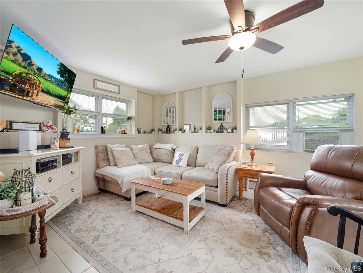 47 Chestnut Oval, Orangetown, NY, 4 Bedrooms Bedrooms, 7 Rooms Rooms,2 BathroomsBathrooms,Residential,For Rent,Chestnut,0,1040463 47 Chestnut Oval, Orangetown, NY, 4 Bedrooms Bedrooms, 7 Rooms Rooms,2 BathroomsBathrooms,Residential,For Rent,Chestnut,0,1040463
