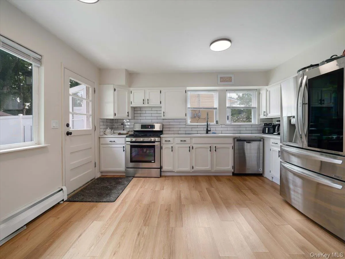 47 Chestnut Oval, Orangetown, NY, 4 Bedrooms Bedrooms, 7 Rooms Rooms,2 BathroomsBathrooms,Residential,For Rent,Chestnut,0,1040463 47 Chestnut Oval, Orangetown, NY, 4 Bedrooms Bedrooms, 7 Rooms Rooms,2 BathroomsBathrooms,Residential,For Rent,Chestnut,0,1040463