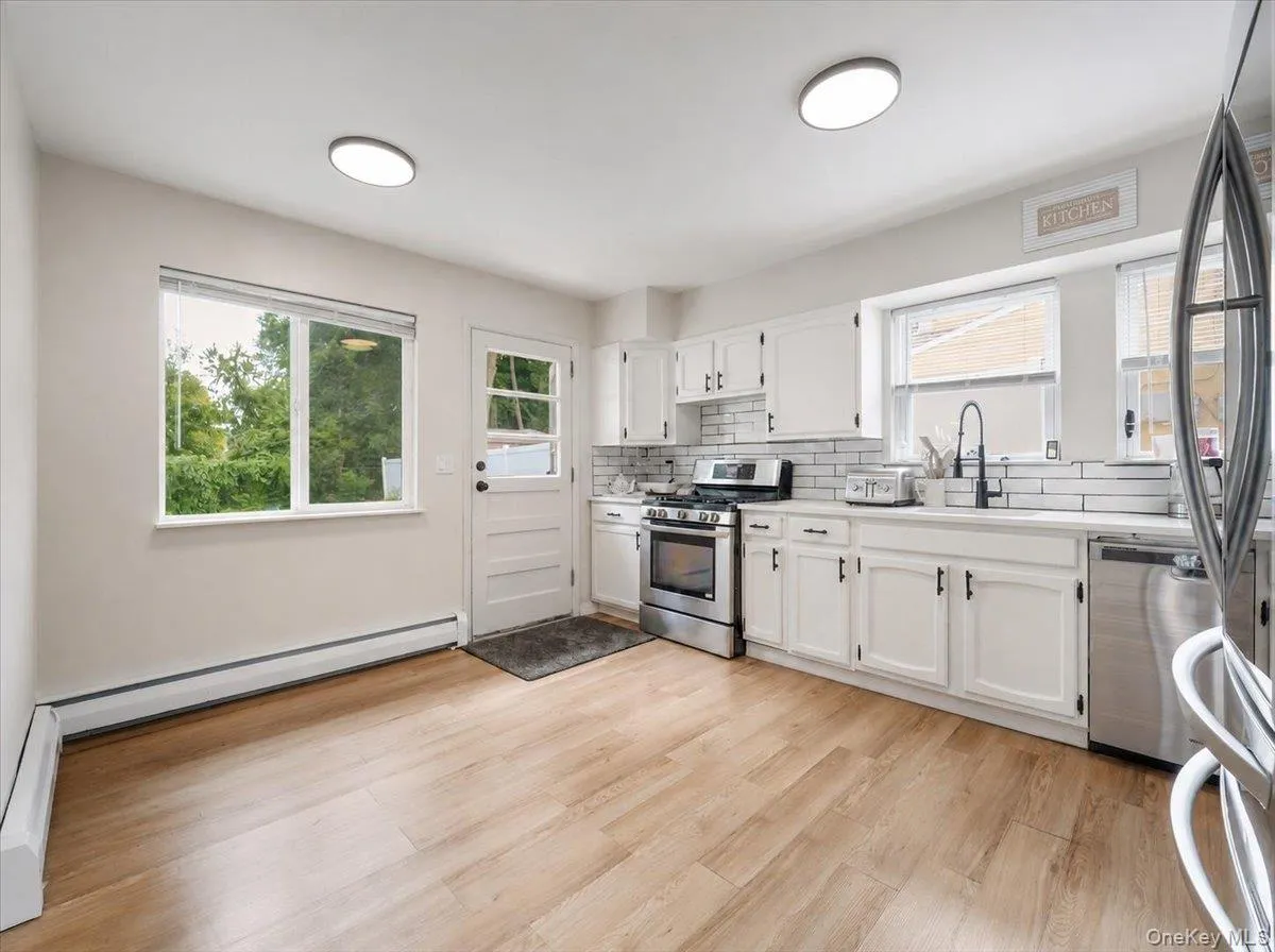 47 Chestnut Oval, Orangetown, NY, 4 Bedrooms Bedrooms, 7 Rooms Rooms,2 BathroomsBathrooms,Residential,For Rent,Chestnut,0,1040463 47 Chestnut Oval, Orangetown, NY, 4 Bedrooms Bedrooms, 7 Rooms Rooms,2 BathroomsBathrooms,Residential,For Rent,Chestnut,0,1040463