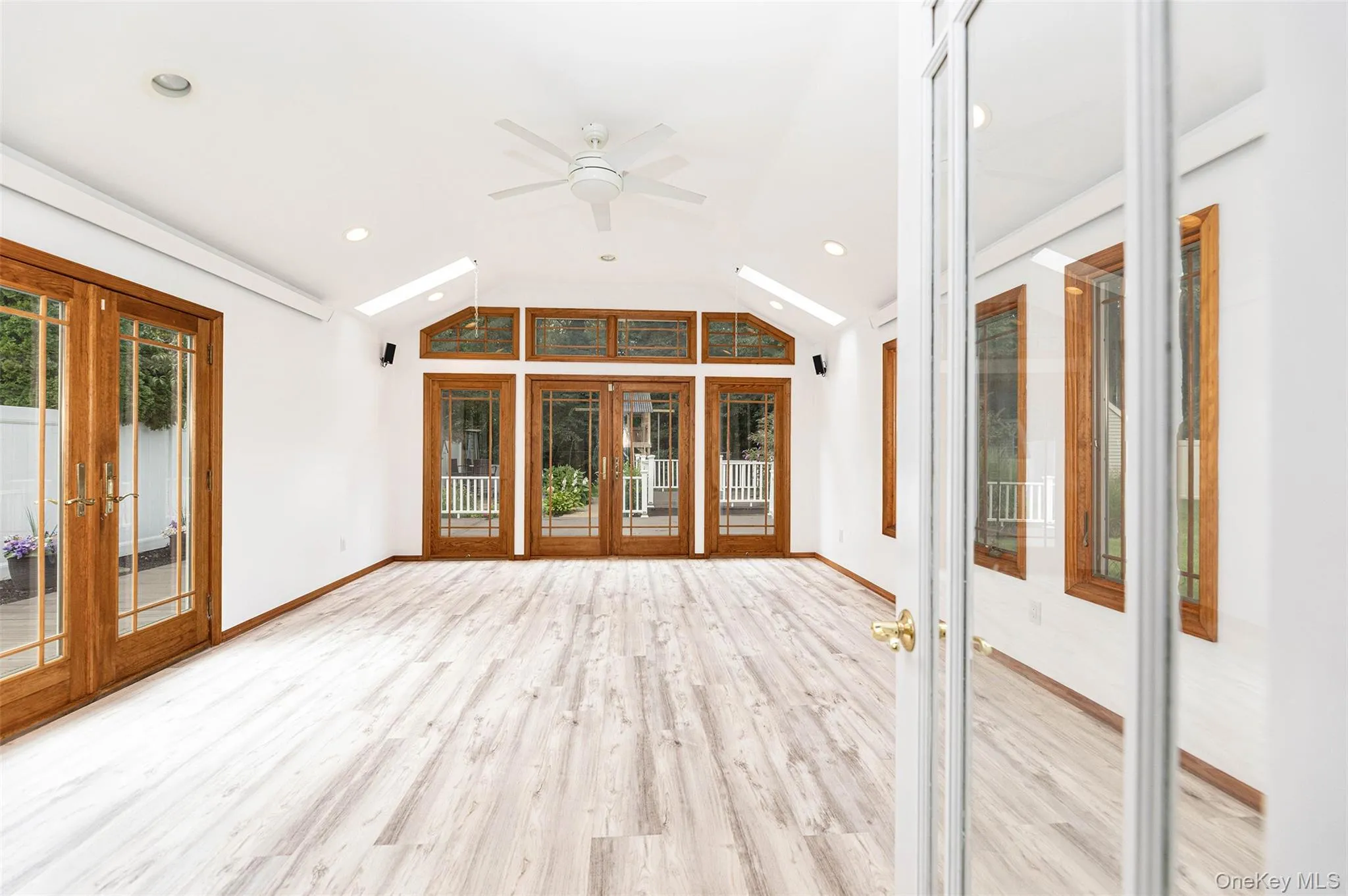 24 Gainsborough Road, Islip, NY, 5 Bedrooms Bedrooms, 9 Rooms Rooms,2 BathroomsBathrooms,Residential,For Rent,Gainsborough,0,1040465 24 Gainsborough Road, Islip, NY, 5 Bedrooms Bedrooms, 9 Rooms Rooms,2 BathroomsBathrooms,Residential,For Rent,Gainsborough,0,1040465