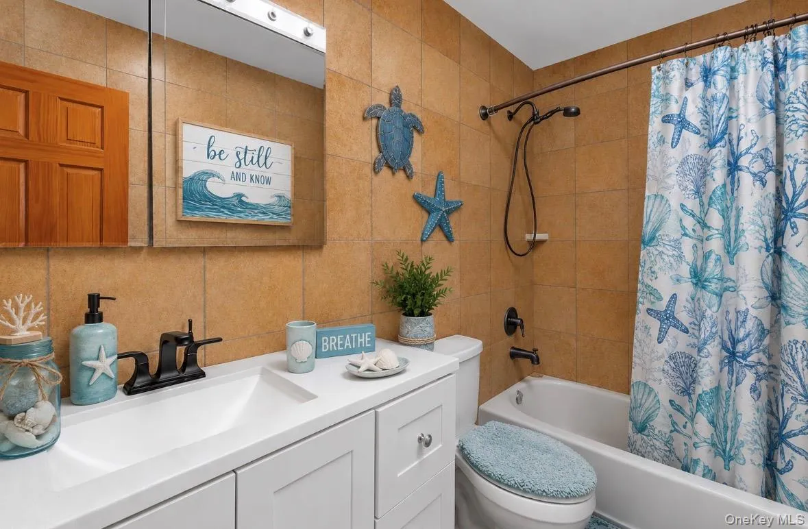 23 Riviera Drive, Smithtown, NY, 3 Bedrooms Bedrooms, 3 Rooms Rooms,2 BathroomsBathrooms,Residential,For Rent,Riviera,0,1040470 23 Riviera Drive, Smithtown, NY, 3 Bedrooms Bedrooms, 3 Rooms Rooms,2 BathroomsBathrooms,Residential,For Rent,Riviera,0,1040470