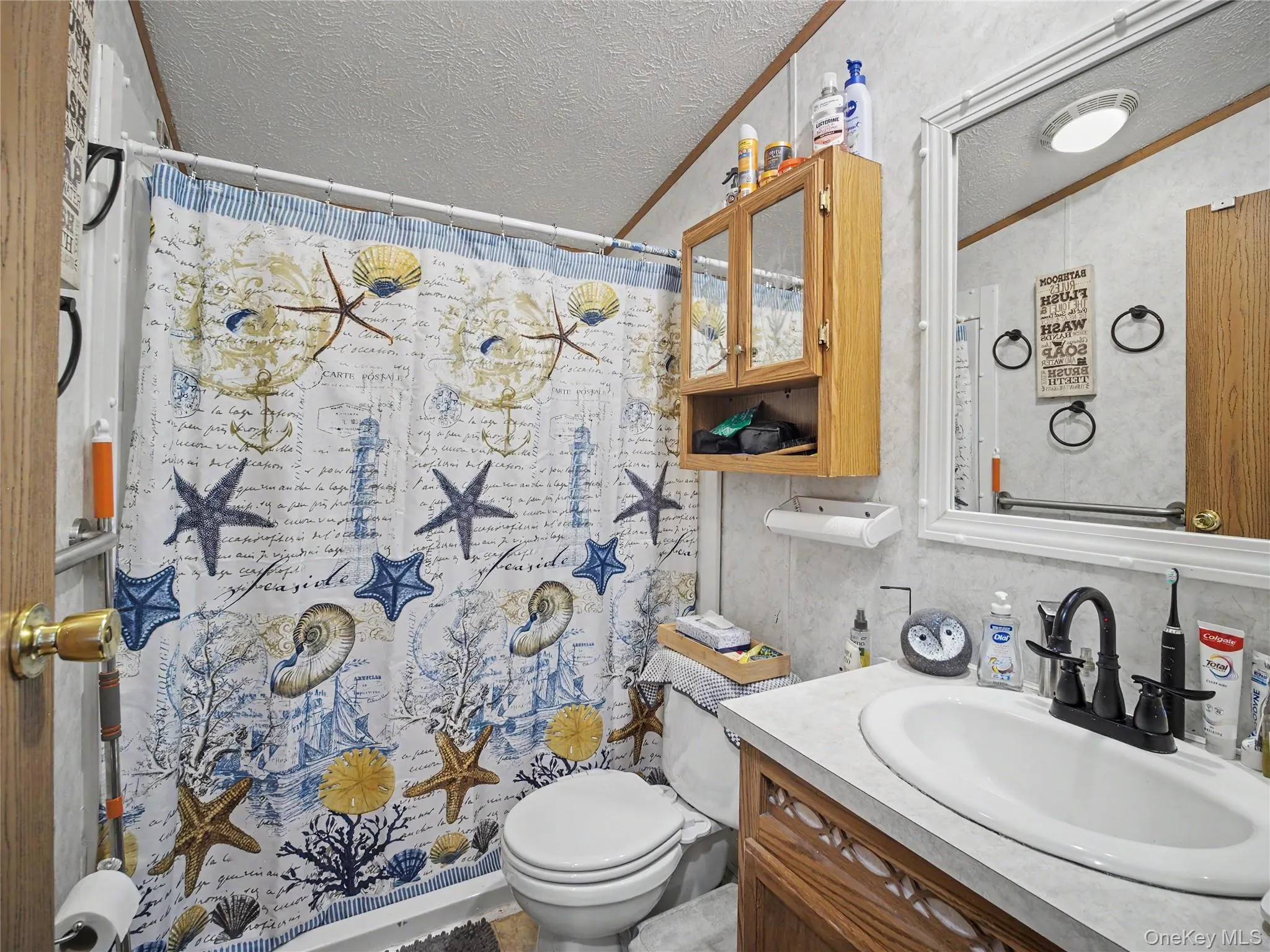 6 Hopf, Clarkstown, NY, 4 Bedrooms Bedrooms, 7 Rooms Rooms,2 BathroomsBathrooms,Residential,For Rent,Hopf,0,1040472 6 Hopf, Clarkstown, NY, 4 Bedrooms Bedrooms, 7 Rooms Rooms,2 BathroomsBathrooms,Residential,For Rent,Hopf,0,1040472