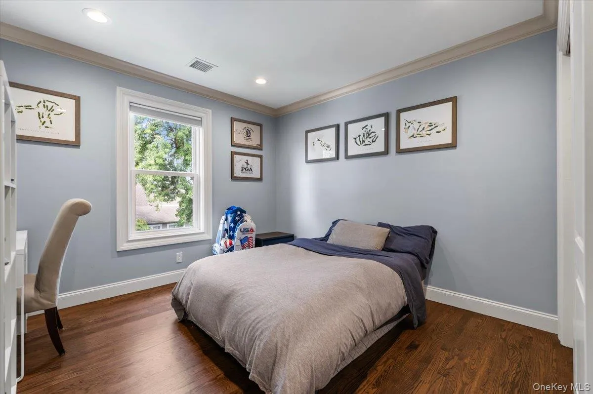 23 Cambridge Avenue, Oyster Bay, NY, 4 Bedrooms Bedrooms, 7 Rooms Rooms,2 BathroomsBathrooms,Residential,For Rent,Cambridge,0,1040473 23 Cambridge Avenue, Oyster Bay, NY, 4 Bedrooms Bedrooms, 7 Rooms Rooms,2 BathroomsBathrooms,Residential,For Rent,Cambridge,0,1040473
