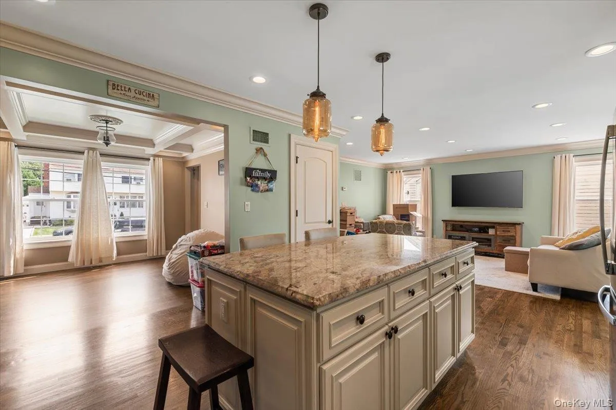 23 Cambridge Avenue, Oyster Bay, NY, 4 Bedrooms Bedrooms, 7 Rooms Rooms,2 BathroomsBathrooms,Residential,For Rent,Cambridge,0,1040473 23 Cambridge Avenue, Oyster Bay, NY, 4 Bedrooms Bedrooms, 7 Rooms Rooms,2 BathroomsBathrooms,Residential,For Rent,Cambridge,0,1040473