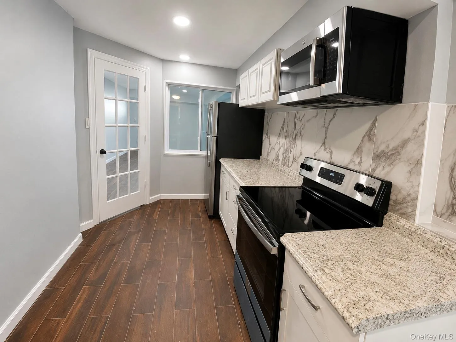 16 Frank Avenue, Oyster Bay, NY, 2 Rooms Rooms,1 BathroomBathrooms,Residential Lease,For Rent,Frank,0,1040475 16 Frank Avenue, Oyster Bay, NY, 2 Rooms Rooms,1 BathroomBathrooms,Residential Lease,For Rent,Frank,0,1040475