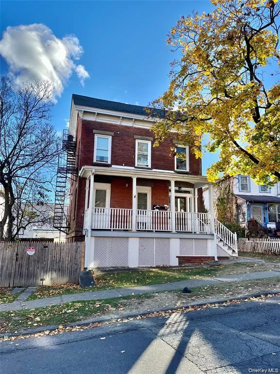 9 Clinton Street, Poughkeepsie, NY, 2 Rooms Rooms,1 BathroomBathrooms,Residential Lease,For Rent,Clinton,0,1040476 9 Clinton Street, Poughkeepsie, NY, 2 Rooms Rooms,1 BathroomBathrooms,Residential Lease,For Rent,Clinton,0,1040476