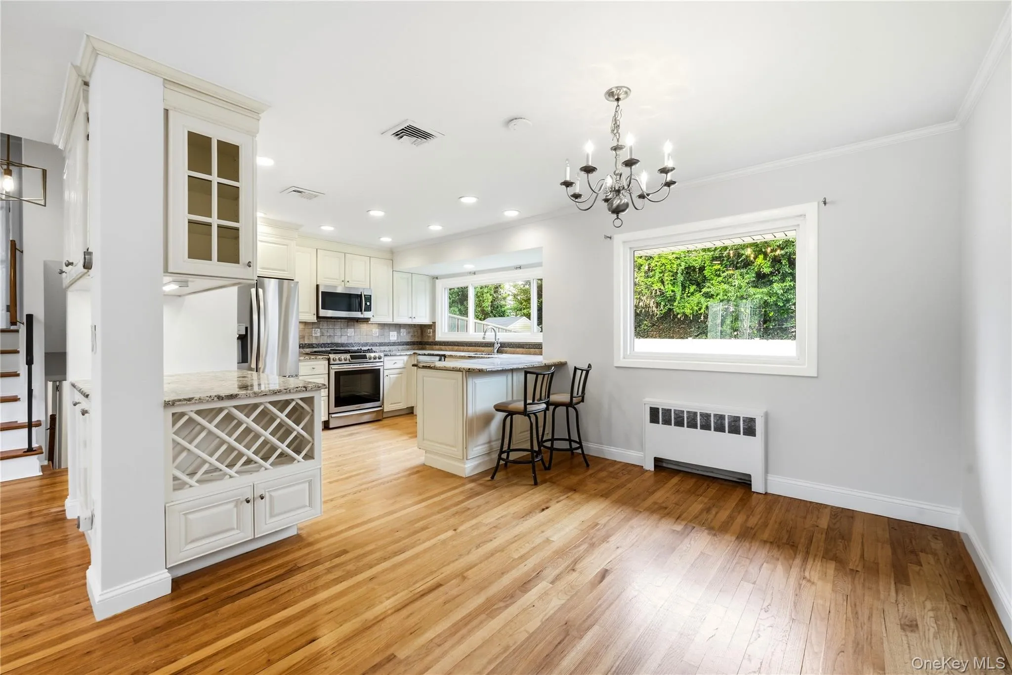 14 Oak Drive, Oyster Bay, NY, 3 Bedrooms Bedrooms, 6 Rooms Rooms,1 BathroomBathrooms,Residential Lease,For Rent,Oak,0,1040477 14 Oak Drive, Oyster Bay, NY, 3 Bedrooms Bedrooms, 6 Rooms Rooms,1 BathroomBathrooms,Residential Lease,For Rent,Oak,0,1040477