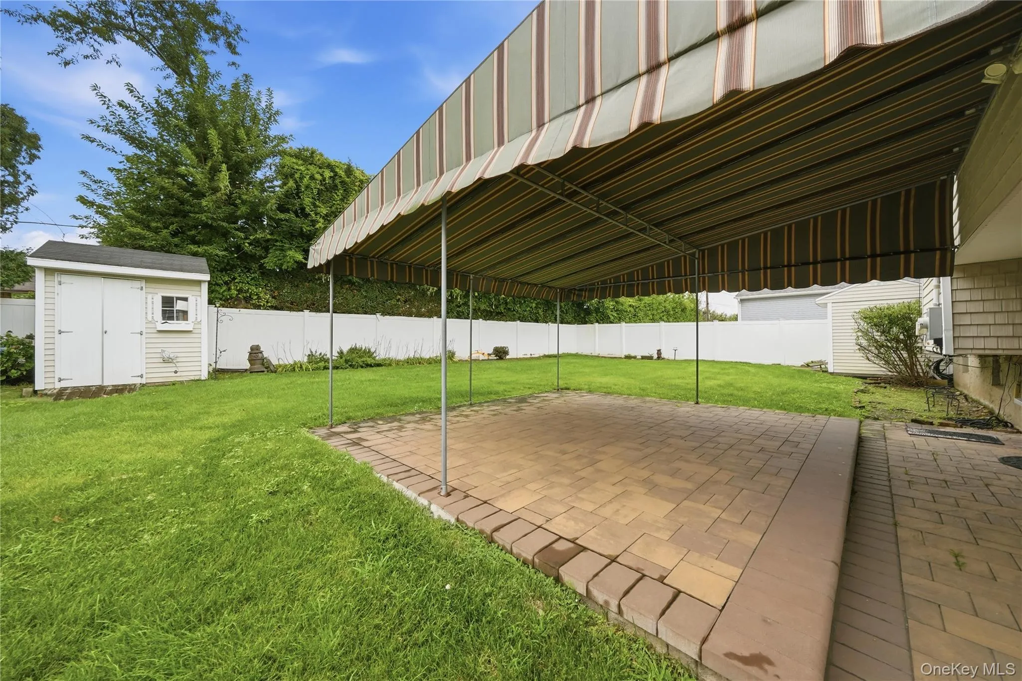 14 Oak Drive, Oyster Bay, NY, 3 Bedrooms Bedrooms, 6 Rooms Rooms,1 BathroomBathrooms,Residential Lease,For Rent,Oak,0,1040477 14 Oak Drive, Oyster Bay, NY, 3 Bedrooms Bedrooms, 6 Rooms Rooms,1 BathroomBathrooms,Residential Lease,For Rent,Oak,0,1040477