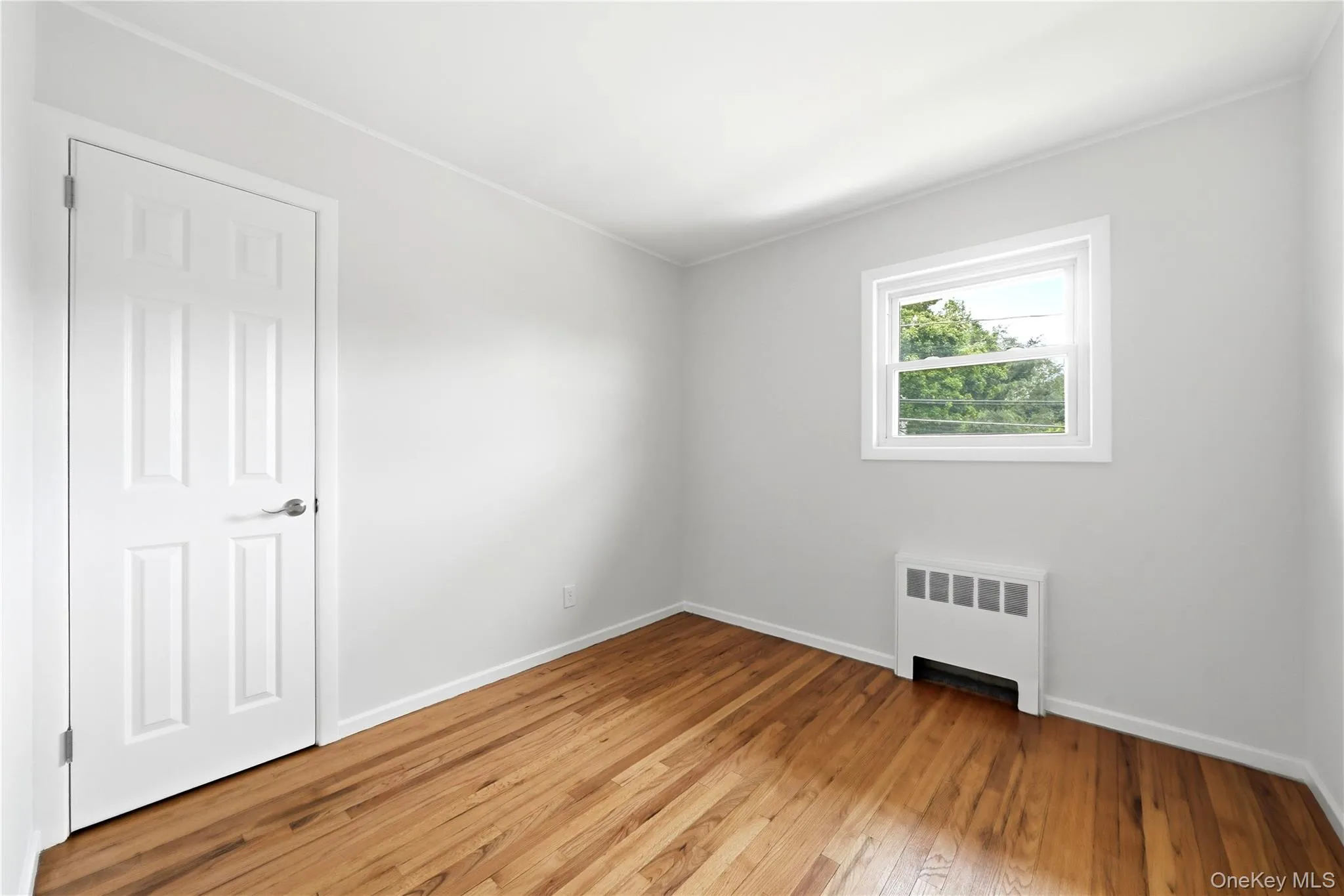 14 Oak Drive, Oyster Bay, NY, 3 Bedrooms Bedrooms, 6 Rooms Rooms,1 BathroomBathrooms,Residential Lease,For Rent,Oak,0,1040477 14 Oak Drive, Oyster Bay, NY, 3 Bedrooms Bedrooms, 6 Rooms Rooms,1 BathroomBathrooms,Residential Lease,For Rent,Oak,0,1040477