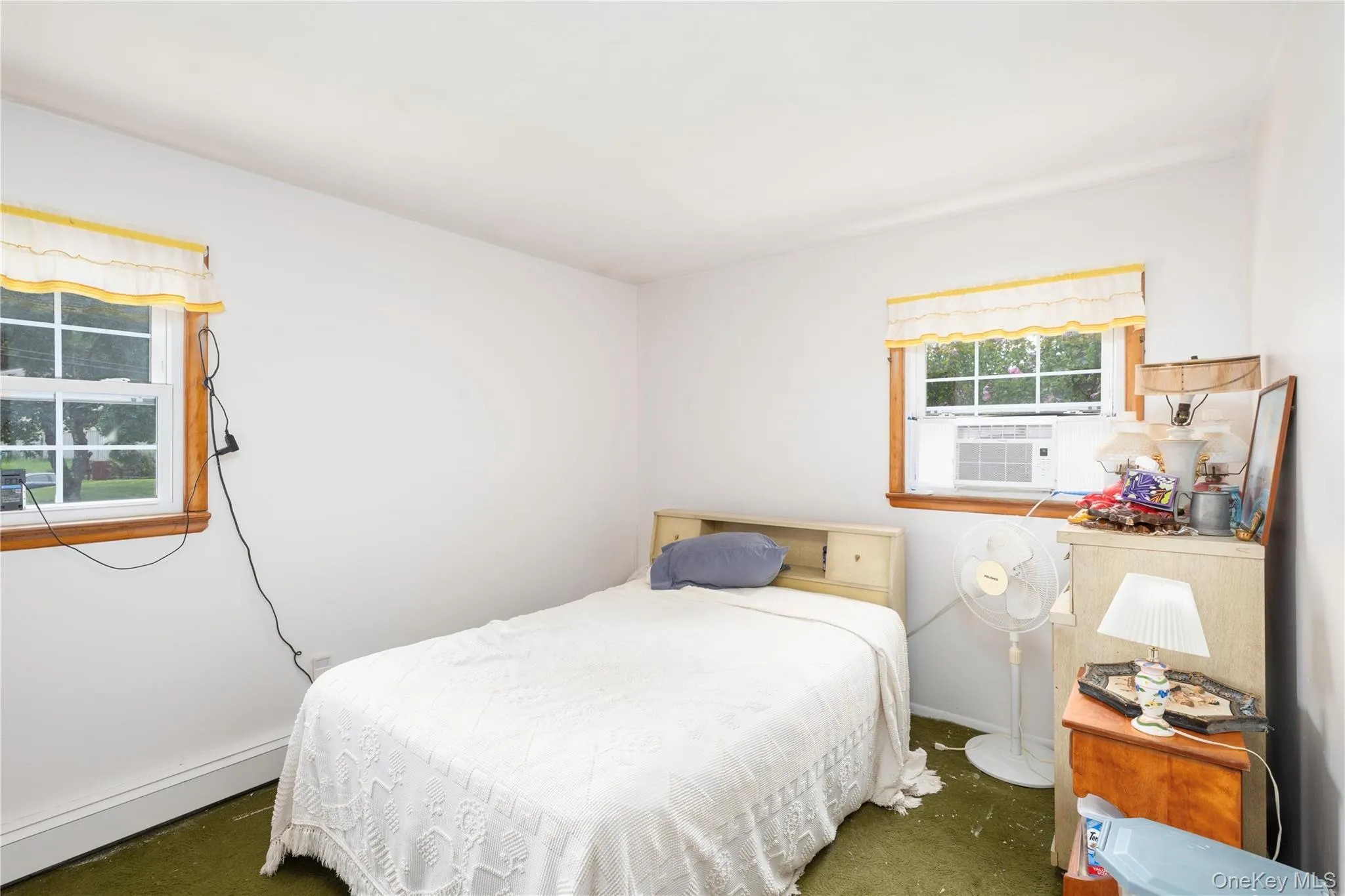 Bedroom 2 - hardwood floors Bedroom 2 - hardwood floors