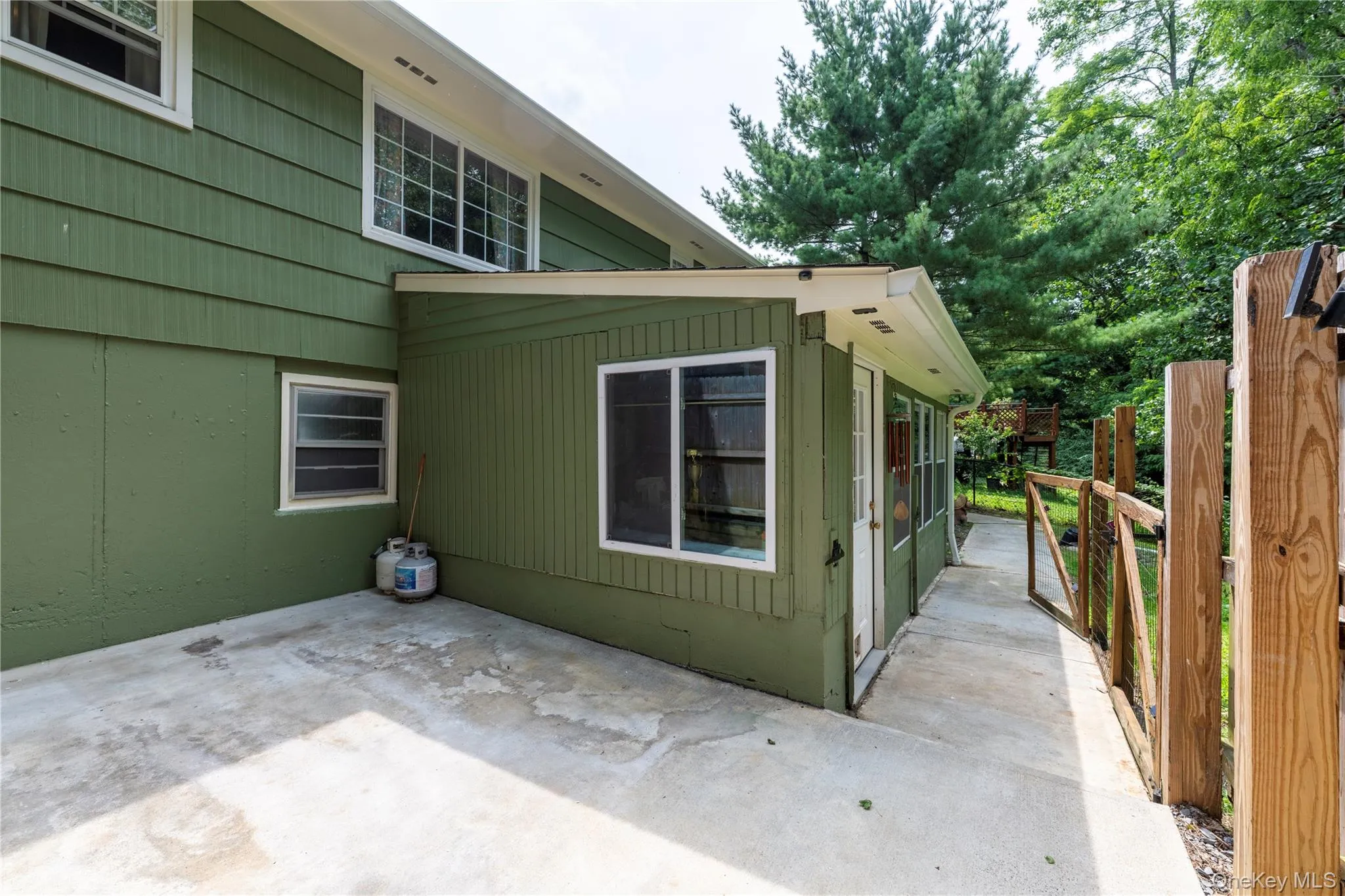 59 Phillips Street, Beacon, NY, 3 Bedrooms Bedrooms, 6 Rooms Rooms,1 BathroomBathrooms,Residential,For Rent,Phillips,0,1040478 59 Phillips Street, Beacon, NY, 3 Bedrooms Bedrooms, 6 Rooms Rooms,1 BathroomBathrooms,Residential,For Rent,Phillips,0,1040478