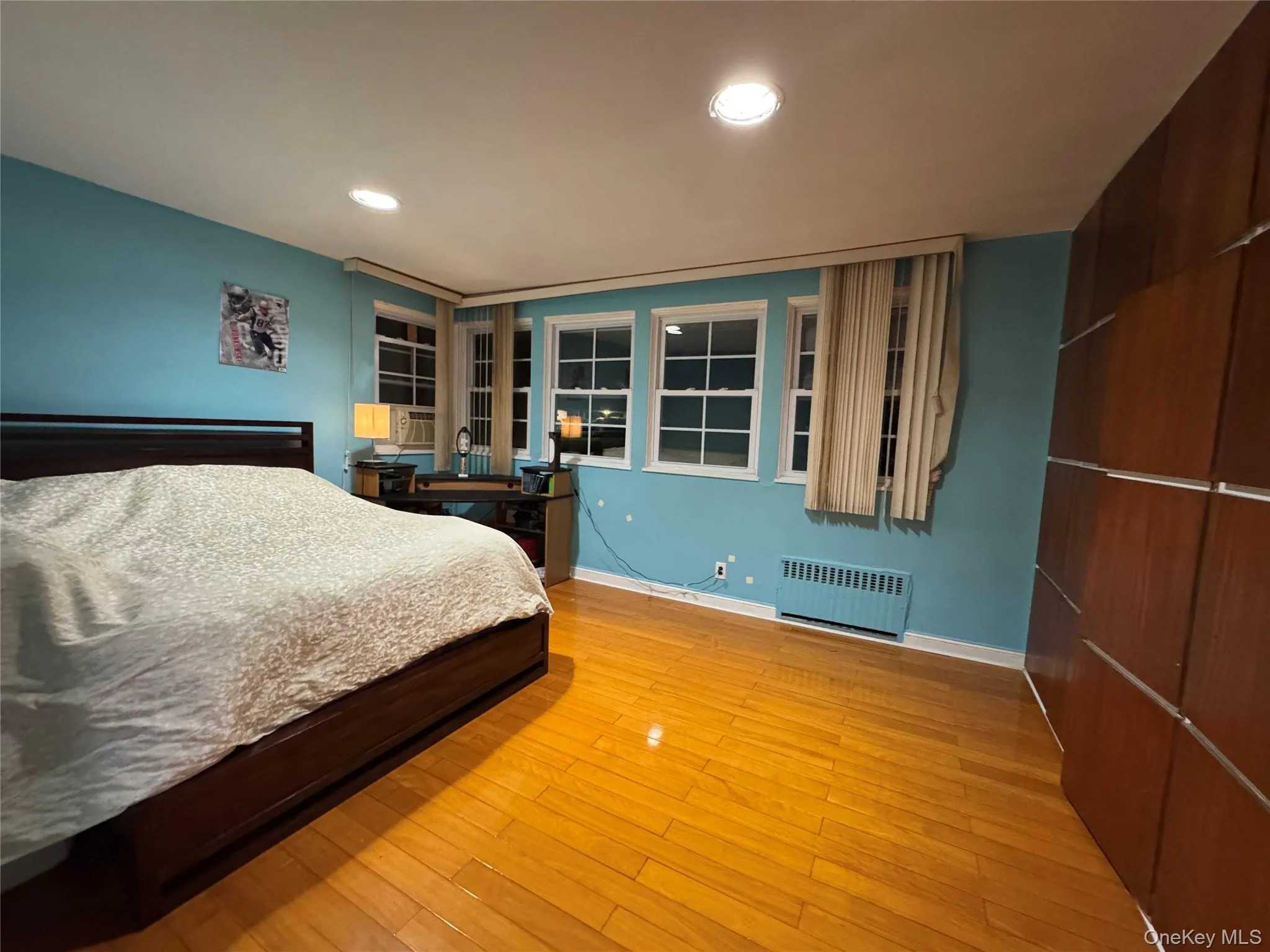 Recessed lighting, wood-finish flooring, multiple windows, built-in panel cabinetry Recessed lighting, wood-finish flooring, multiple windows, built-in panel cabinetry