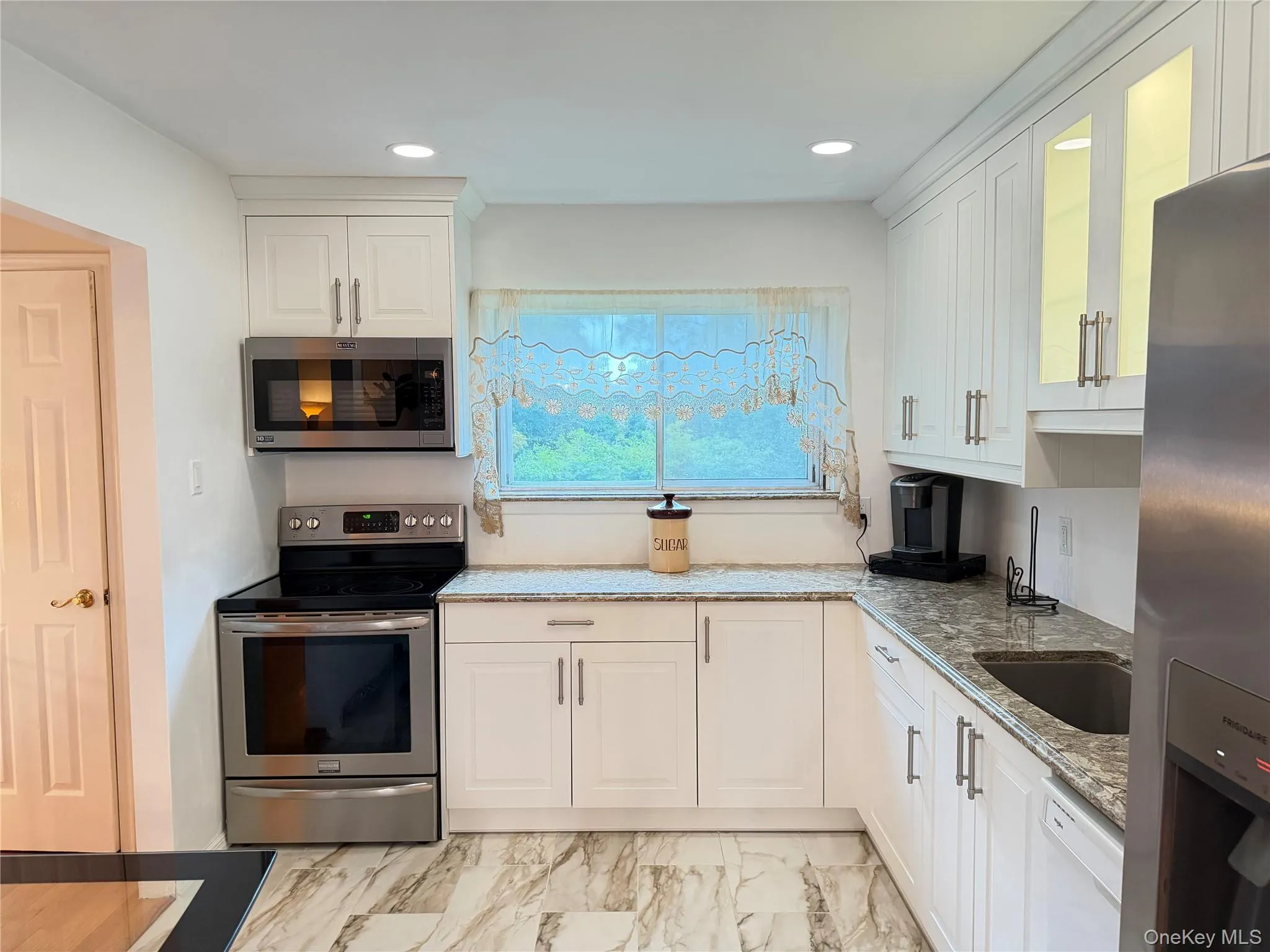 49 Midvale Avenue, Brookhaven, NY, 3 Bedrooms Bedrooms, 5 Rooms Rooms,1 BathroomBathrooms,Residential,For Rent,Midvale,0,1040482 49 Midvale Avenue, Brookhaven, NY, 3 Bedrooms Bedrooms, 5 Rooms Rooms,1 BathroomBathrooms,Residential,For Rent,Midvale,0,1040482