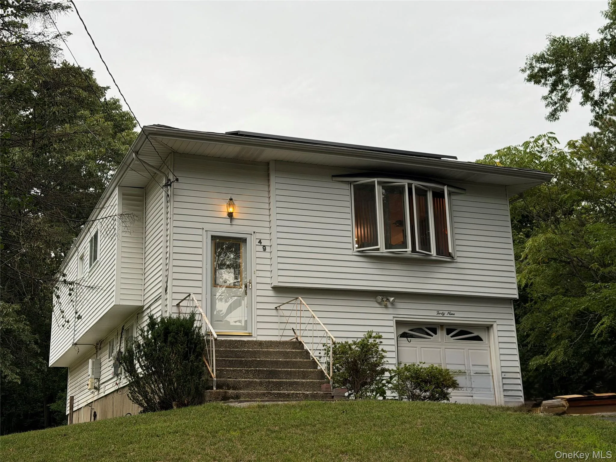 49 Midvale Avenue, Brookhaven, NY, 3 Bedrooms Bedrooms, 5 Rooms Rooms,1 BathroomBathrooms,Residential,For Rent,Midvale,0,1040482 49 Midvale Avenue, Brookhaven, NY, 3 Bedrooms Bedrooms, 5 Rooms Rooms,1 BathroomBathrooms,Residential,For Rent,Midvale,0,1040482