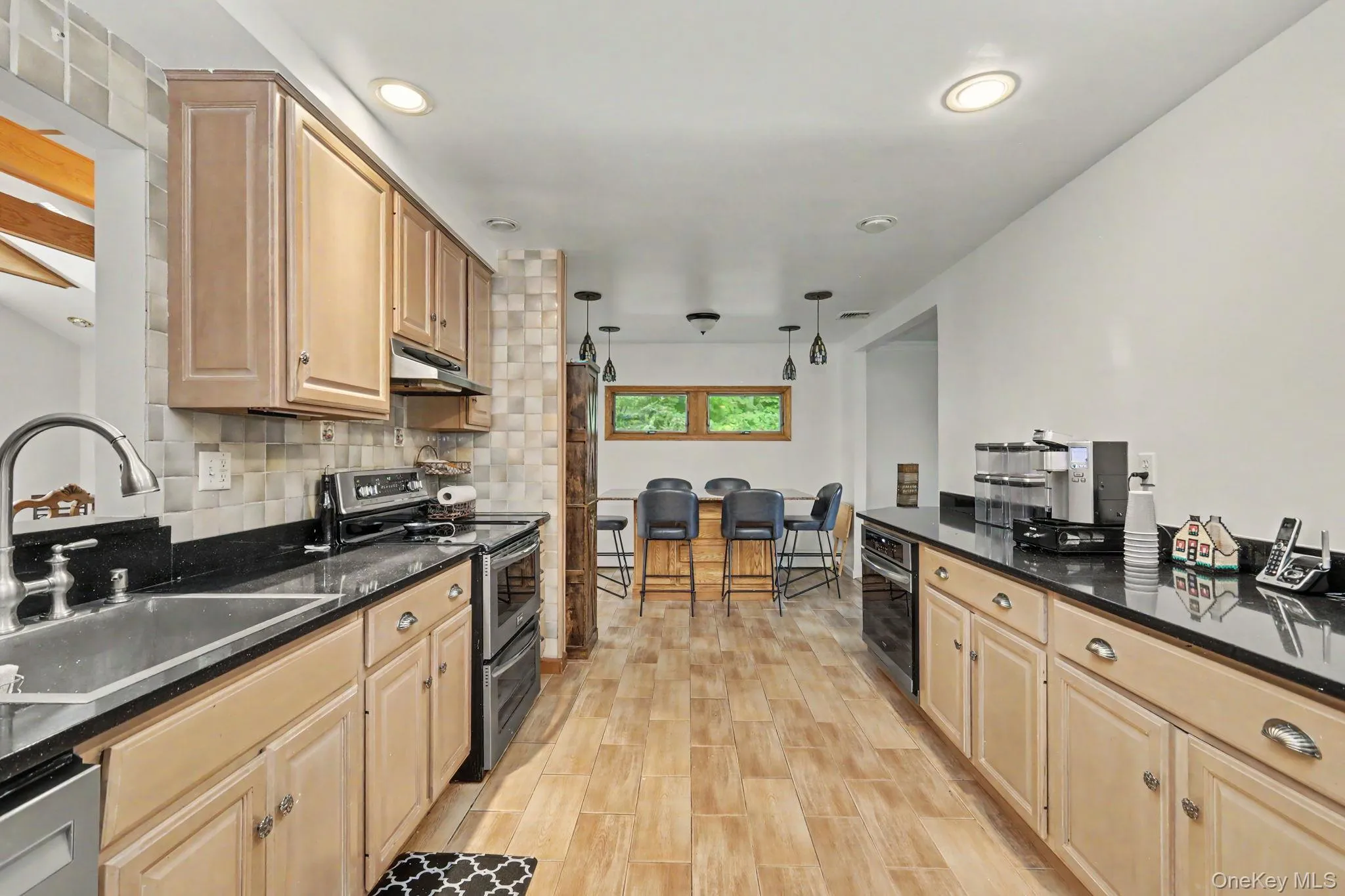 41 Fenwood Road, Carmel, NY, 5 Bedrooms Bedrooms, 11 Rooms Rooms,3 BathroomsBathrooms,Residential,For Rent,Fenwood,0,1040487 41 Fenwood Road, Carmel, NY, 5 Bedrooms Bedrooms, 11 Rooms Rooms,3 BathroomsBathrooms,Residential,For Rent,Fenwood,0,1040487