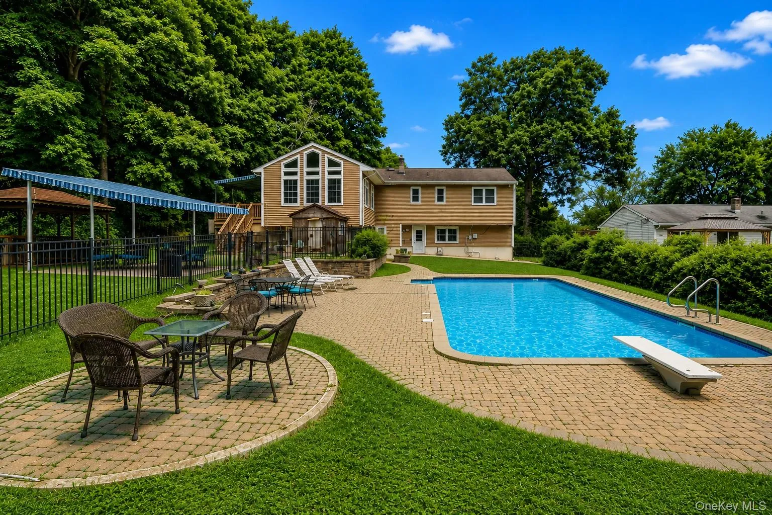 41 Fenwood Road, Carmel, NY, 5 Bedrooms Bedrooms, 11 Rooms Rooms,3 BathroomsBathrooms,Residential,For Rent,Fenwood,0,1040487 41 Fenwood Road, Carmel, NY, 5 Bedrooms Bedrooms, 11 Rooms Rooms,3 BathroomsBathrooms,Residential,For Rent,Fenwood,0,1040487