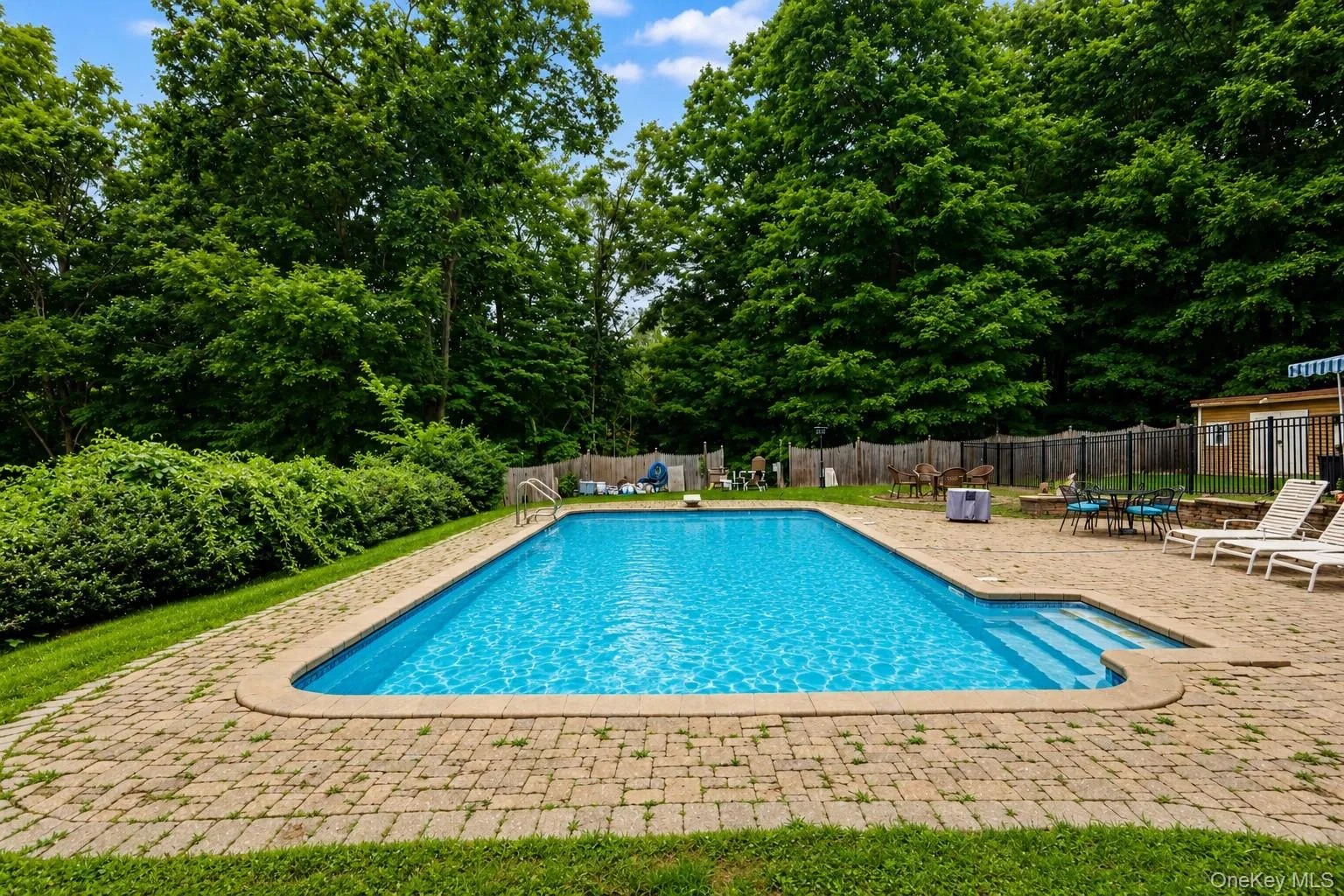 41 Fenwood Road, Carmel, NY, 5 Bedrooms Bedrooms, 11 Rooms Rooms,3 BathroomsBathrooms,Residential,For Rent,Fenwood,0,1040487 41 Fenwood Road, Carmel, NY, 5 Bedrooms Bedrooms, 11 Rooms Rooms,3 BathroomsBathrooms,Residential,For Rent,Fenwood,0,1040487