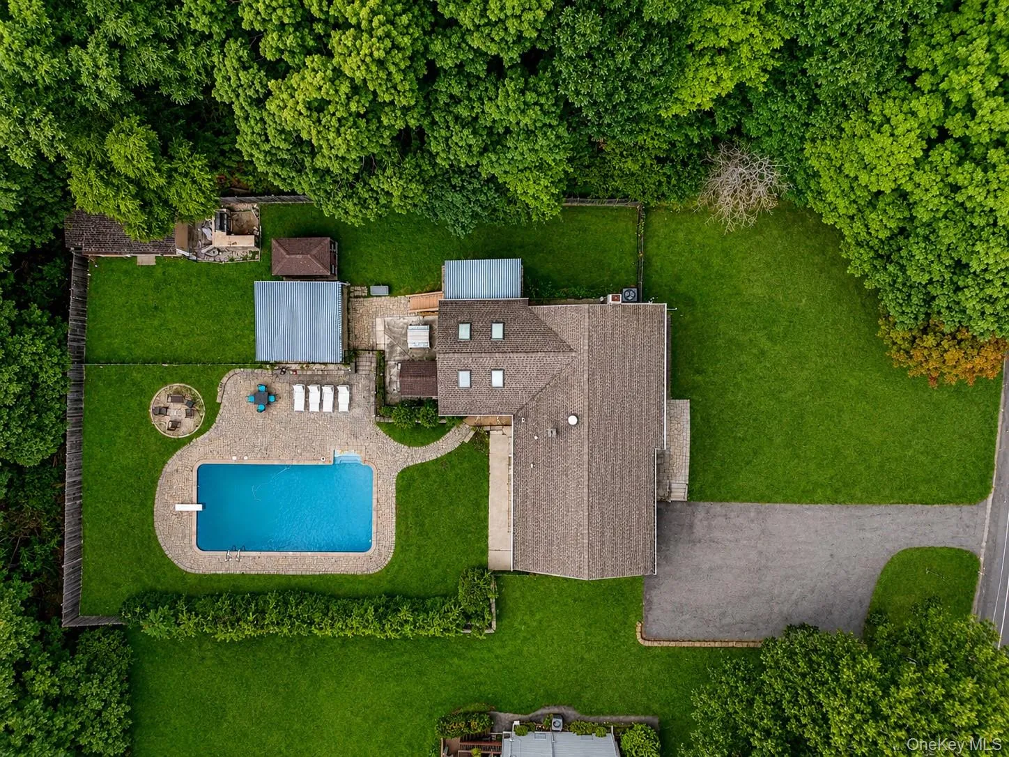 41 Fenwood Road, Carmel, NY, 5 Bedrooms Bedrooms, 11 Rooms Rooms,3 BathroomsBathrooms,Residential,For Rent,Fenwood,0,1040487 41 Fenwood Road, Carmel, NY, 5 Bedrooms Bedrooms, 11 Rooms Rooms,3 BathroomsBathrooms,Residential,For Rent,Fenwood,0,1040487