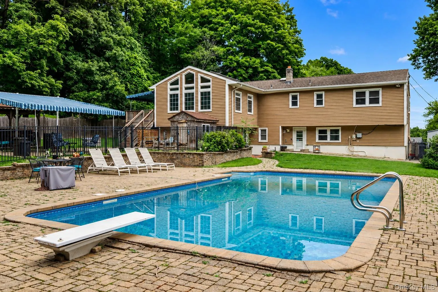 41 Fenwood Road, Carmel, NY, 5 Bedrooms Bedrooms, 11 Rooms Rooms,3 BathroomsBathrooms,Residential,For Rent,Fenwood,0,1040487 41 Fenwood Road, Carmel, NY, 5 Bedrooms Bedrooms, 11 Rooms Rooms,3 BathroomsBathrooms,Residential,For Rent,Fenwood,0,1040487