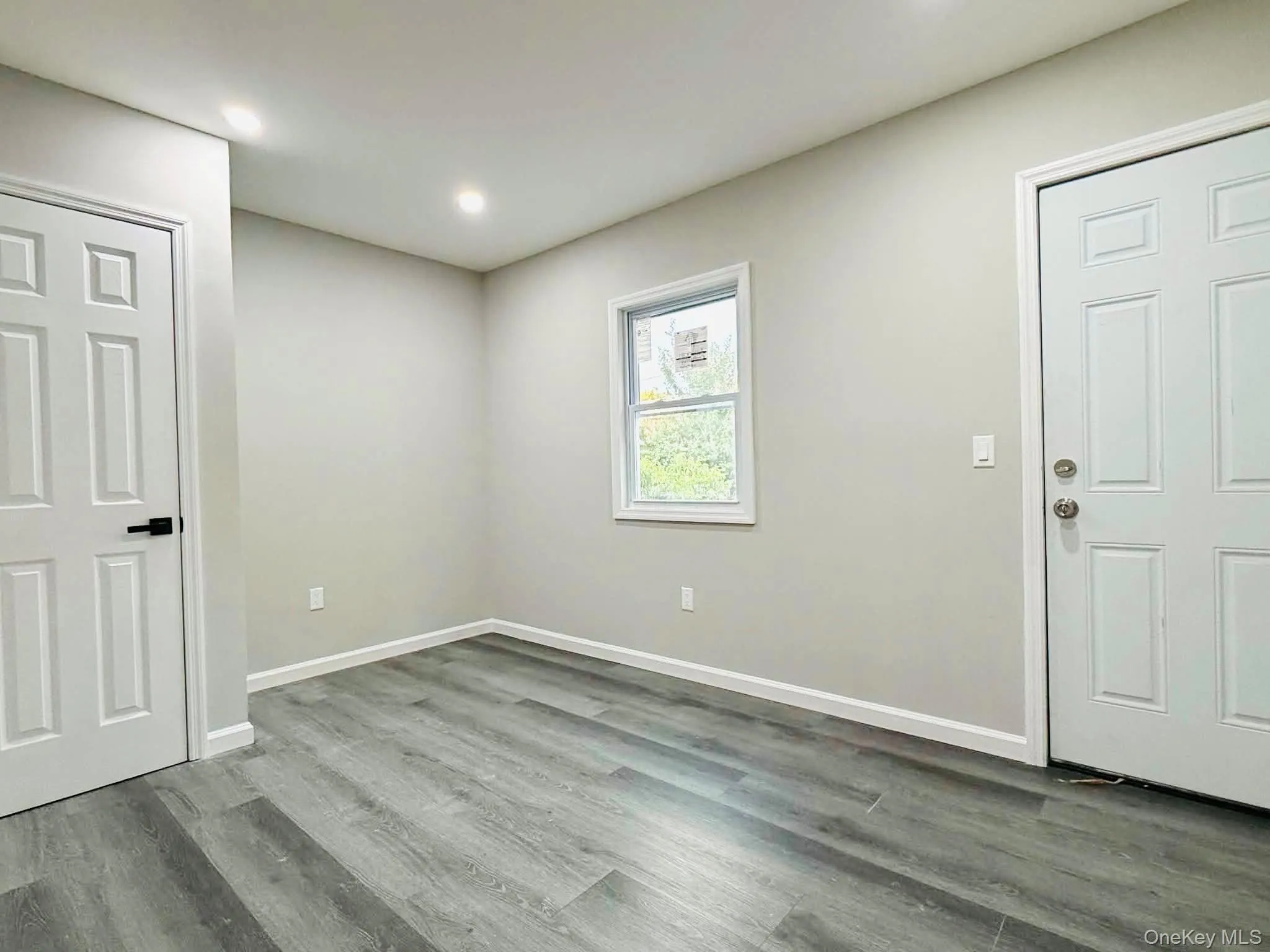 2938 Bouck Avenue, New York, NY, 3 Bedrooms Bedrooms, 8 Rooms Rooms,3 BathroomsBathrooms,Residential,For Rent,Bouck,0,1040489 2938 Bouck Avenue, New York, NY, 3 Bedrooms Bedrooms, 8 Rooms Rooms,3 BathroomsBathrooms,Residential,For Rent,Bouck,0,1040489