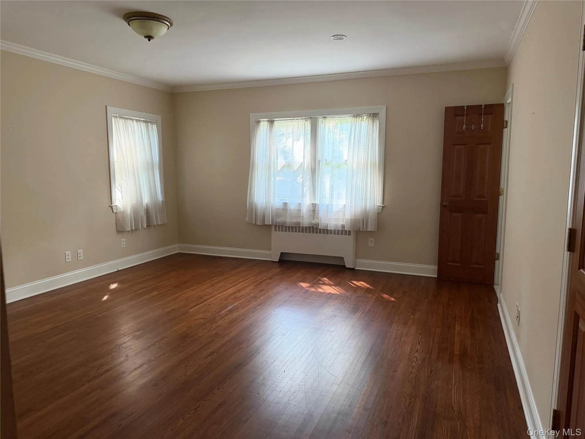 60 Oaktree Lane, North Hempstead, NY, 4 Bedrooms Bedrooms, 8 Rooms Rooms,3 BathroomsBathrooms,Residential Lease,For Rent,Oaktree,0,1040493 60 Oaktree Lane, North Hempstead, NY, 4 Bedrooms Bedrooms, 8 Rooms Rooms,3 BathroomsBathrooms,Residential Lease,For Rent,Oaktree,0,1040493