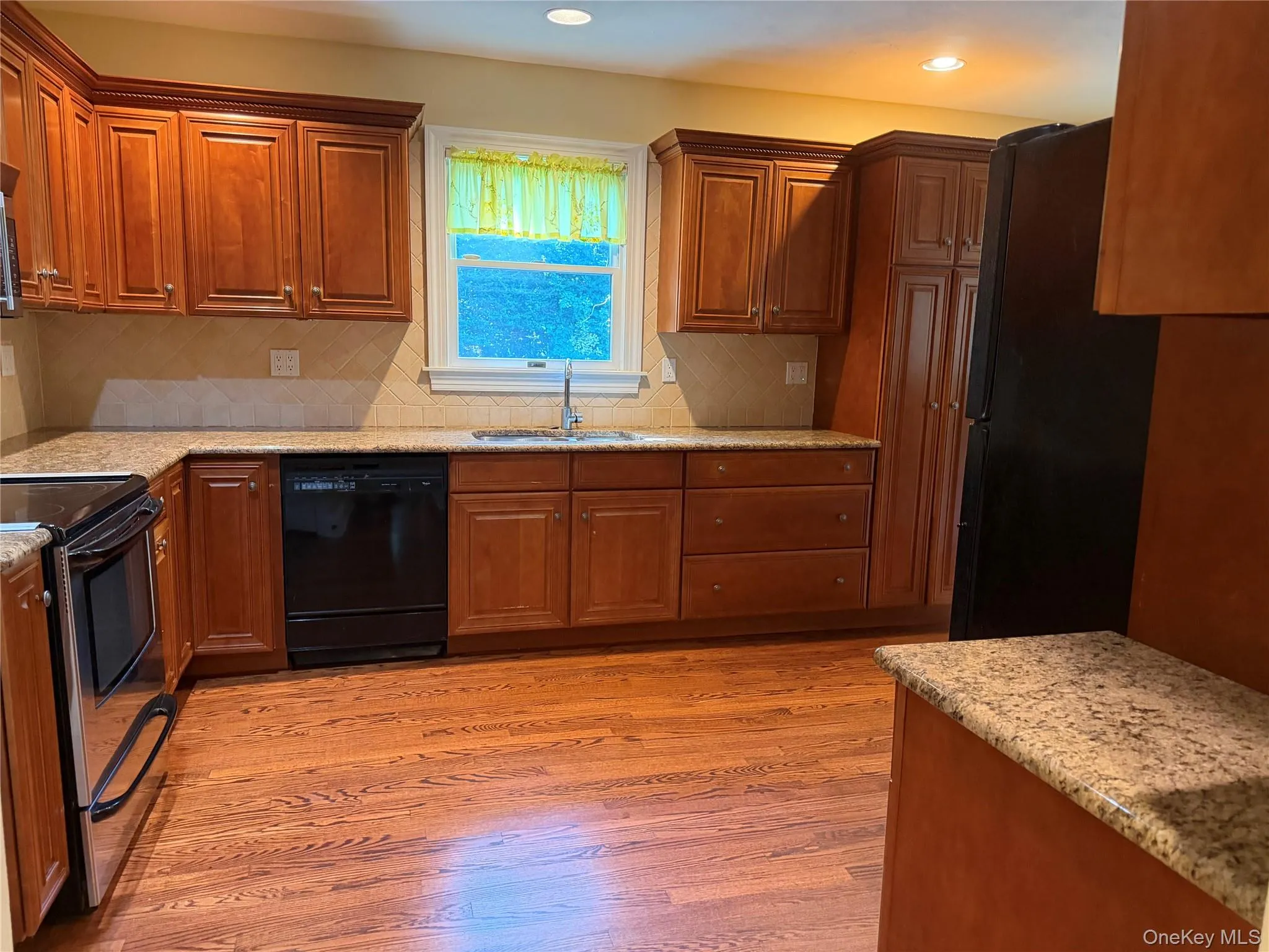 60 Oaktree Lane, North Hempstead, NY, 4 Bedrooms Bedrooms, 8 Rooms Rooms,3 BathroomsBathrooms,Residential Lease,For Rent,Oaktree,0,1040493 60 Oaktree Lane, North Hempstead, NY, 4 Bedrooms Bedrooms, 8 Rooms Rooms,3 BathroomsBathrooms,Residential Lease,For Rent,Oaktree,0,1040493