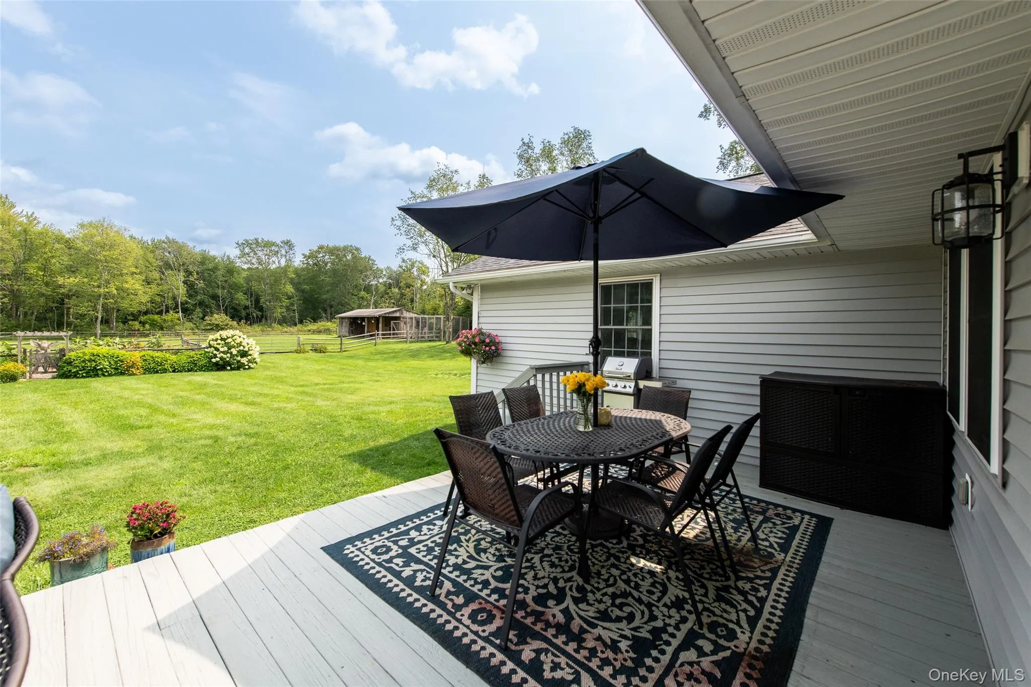 Rear deck Rear deck