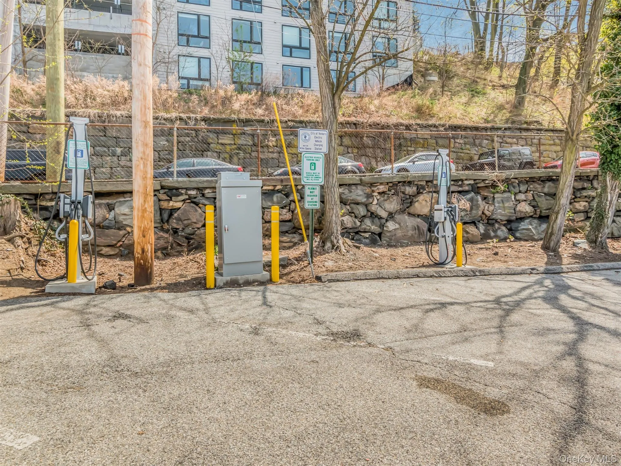 EV Connect Chargers At The Metro North Greystone Train Station EV Connect Chargers At The Metro North Greystone Train Station